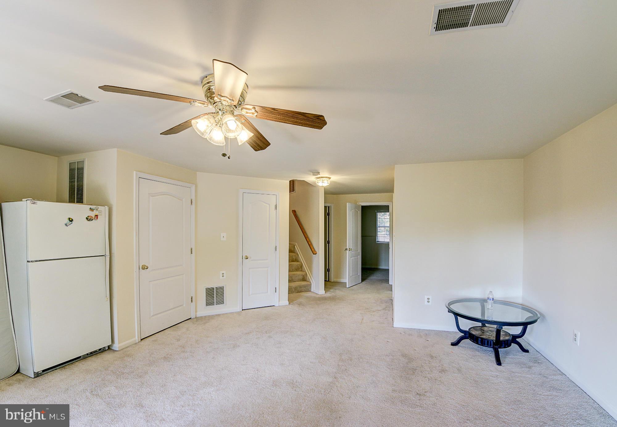 ASHBURN VILLAGE - Residential