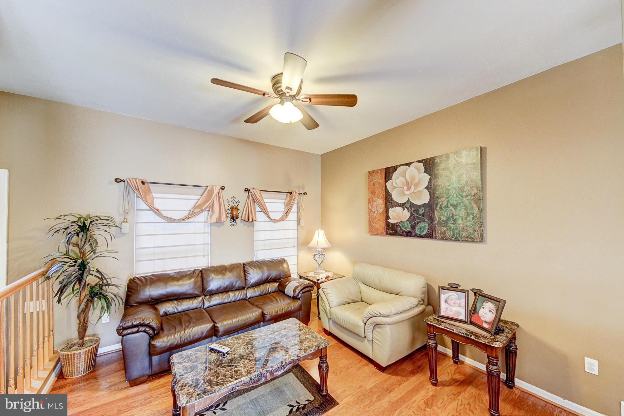 ASHBURN VILLAGE - Residential