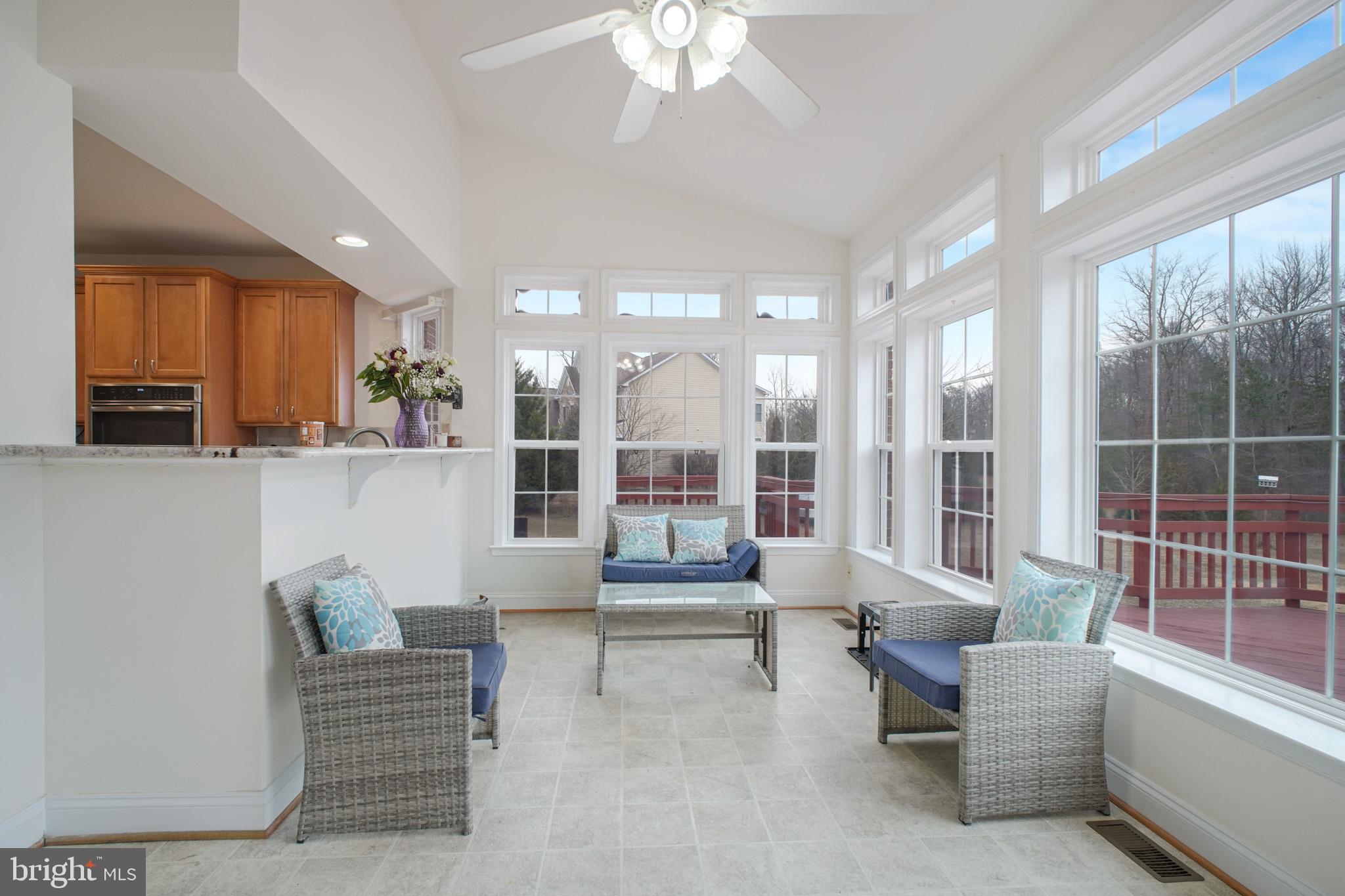 SINGLE OAKS - Residential