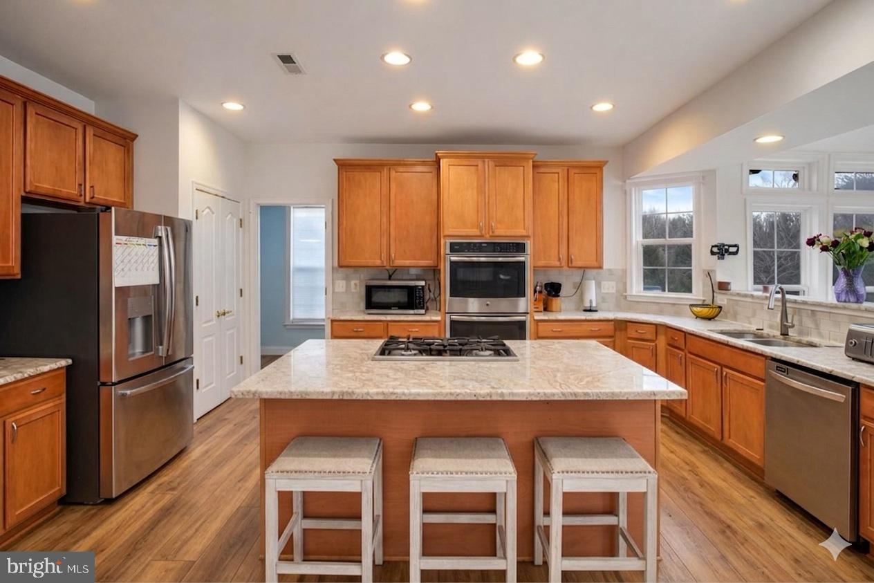 SINGLE OAKS - Residential