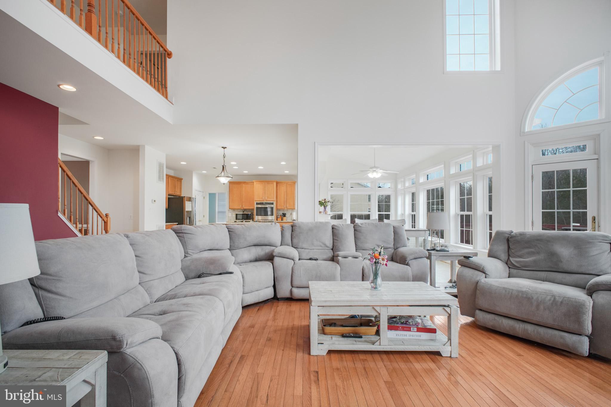 SINGLE OAKS - Residential