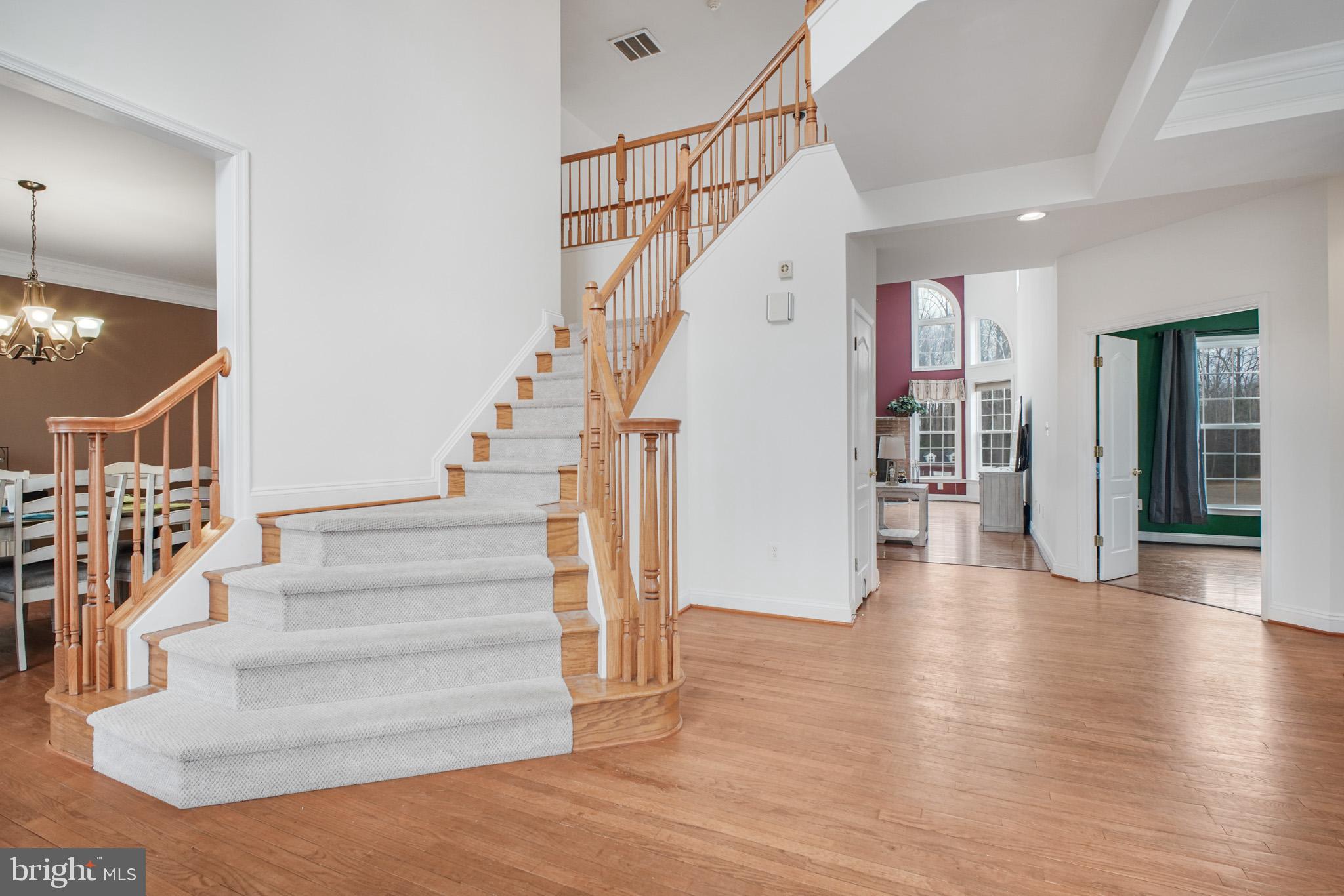 SINGLE OAKS - Residential