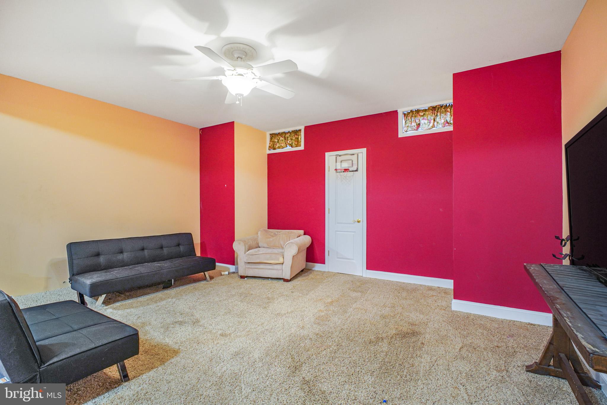 SINGLE OAKS - Residential