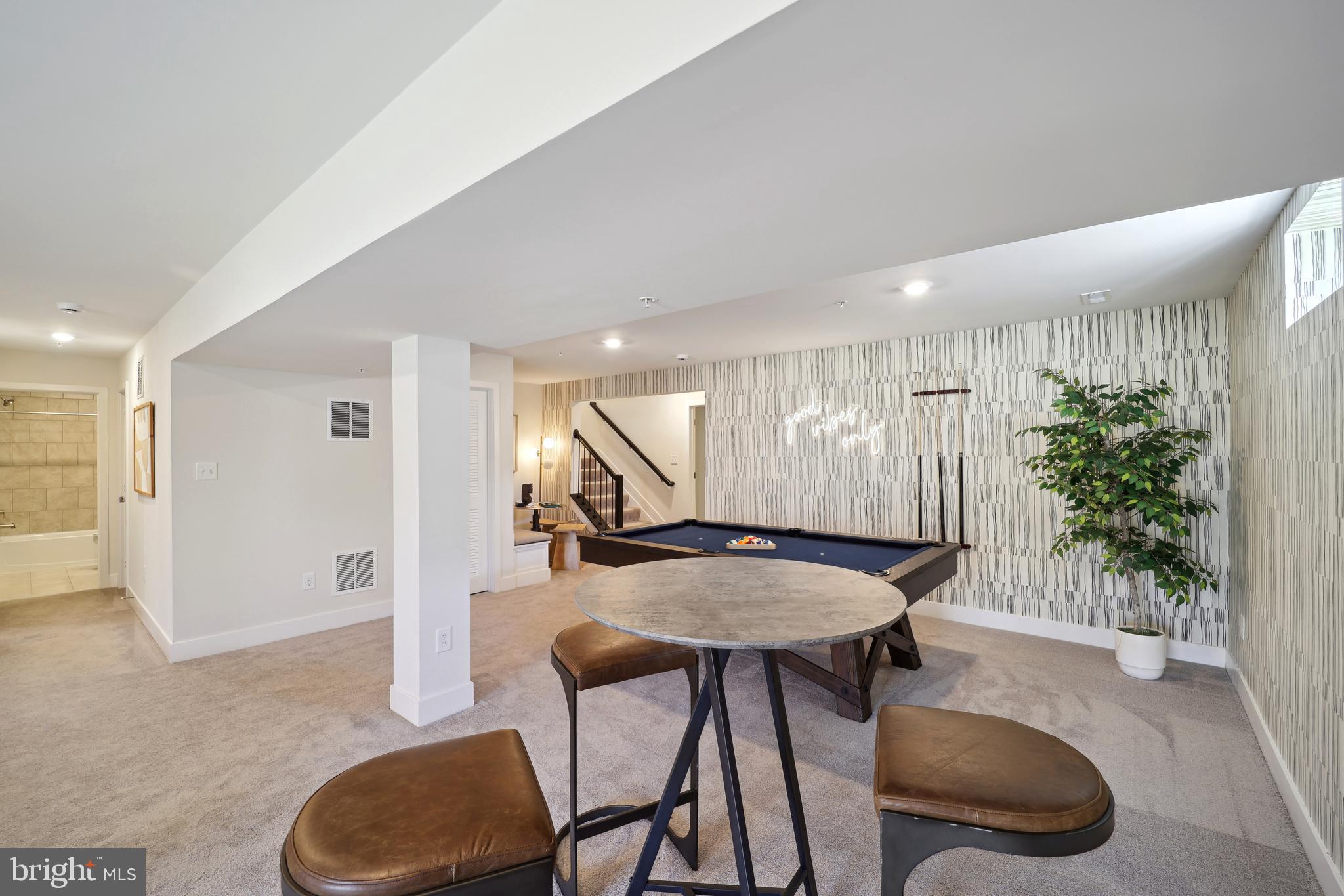 ST CHARLES - Residential