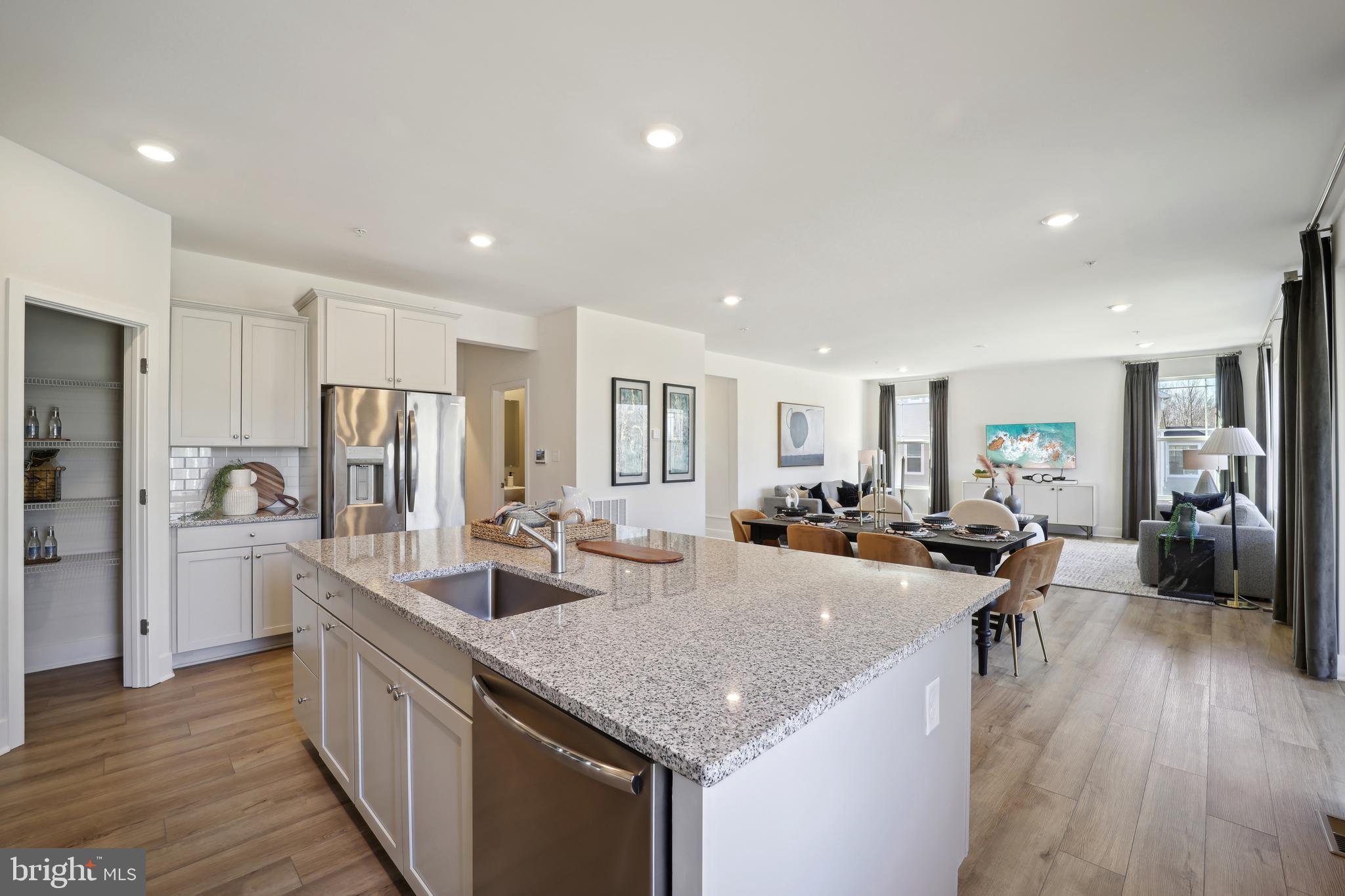 ST CHARLES - Residential