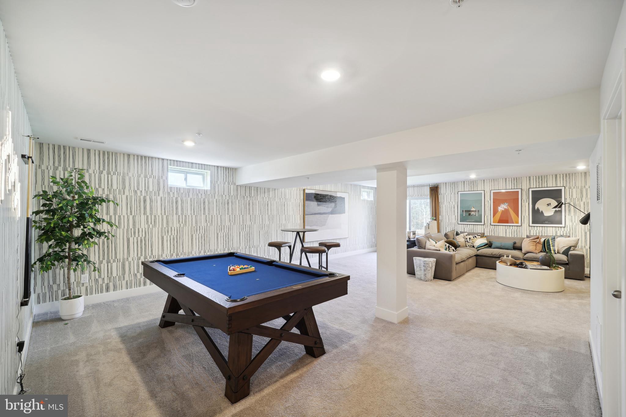 ST CHARLES - Residential