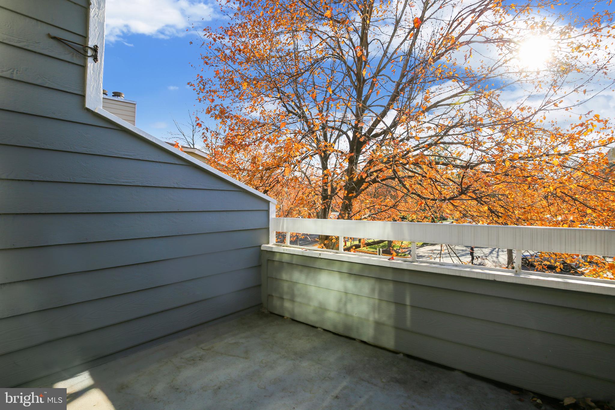 VILLA RIDGE CONDOMINIUMS - Residential Lease