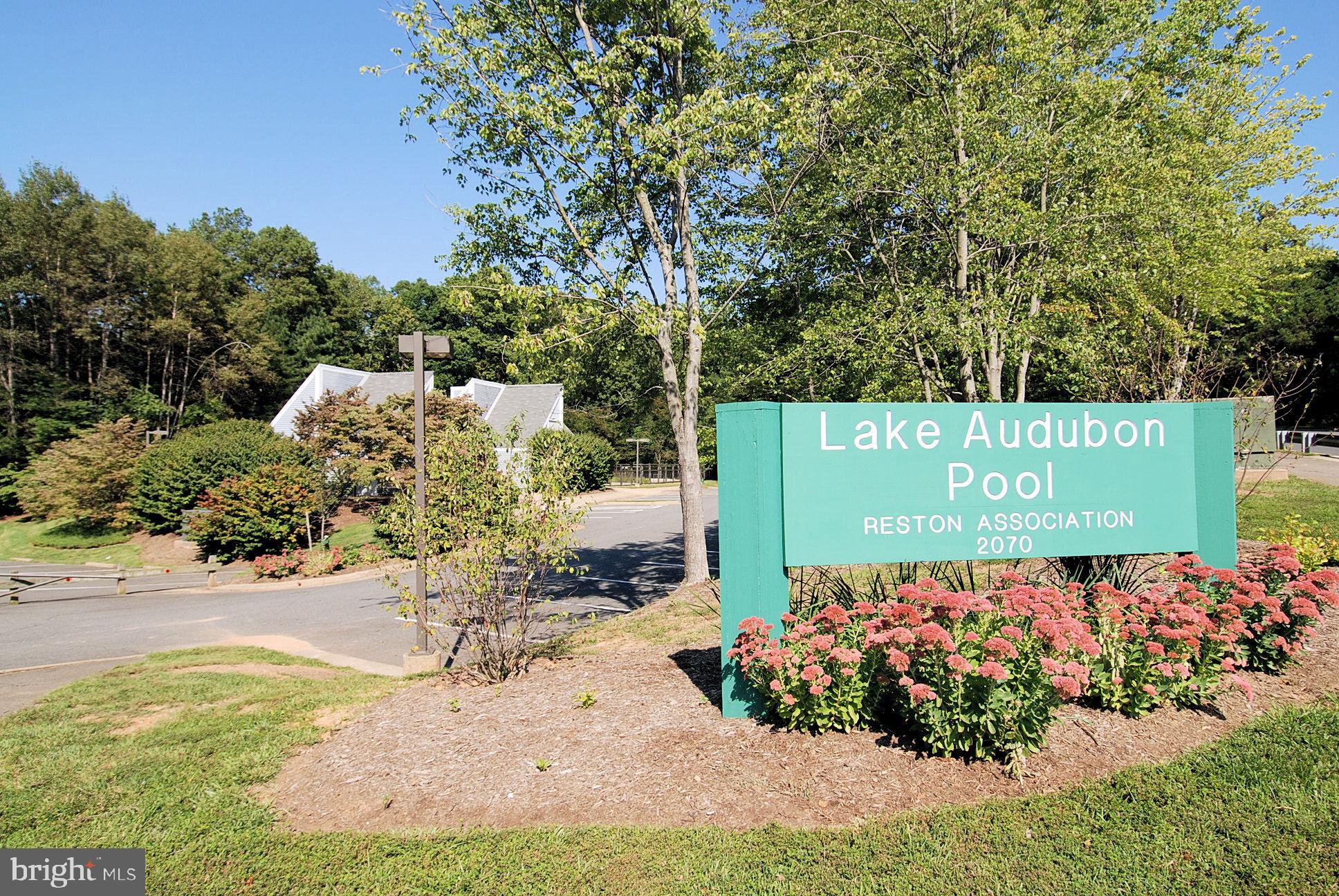 VILLA RIDGE CONDOMINIUMS - Residential Lease