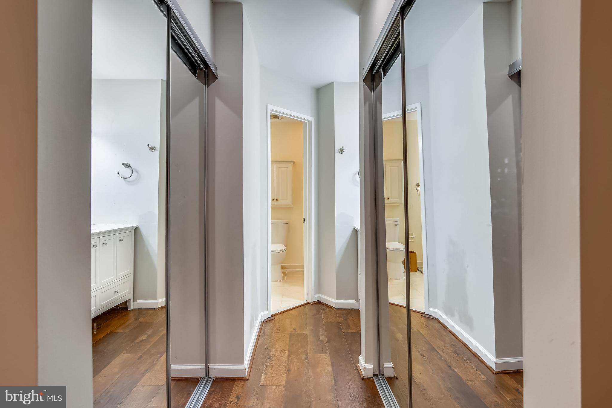 VILLA RIDGE CONDOMINIUMS - Residential Lease