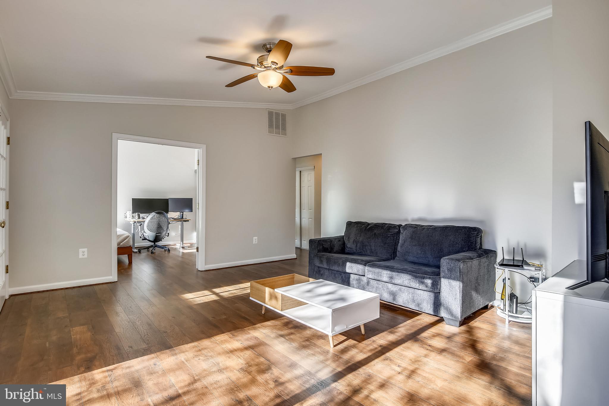 VILLA RIDGE CONDOMINIUMS - Residential Lease