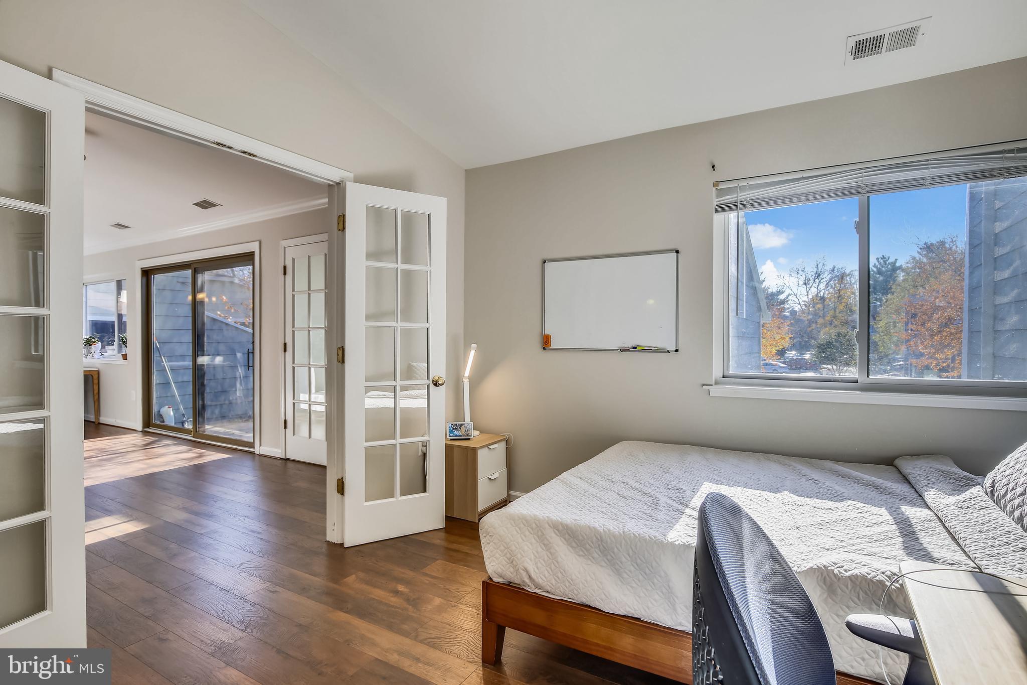 VILLA RIDGE CONDOMINIUMS - Residential Lease