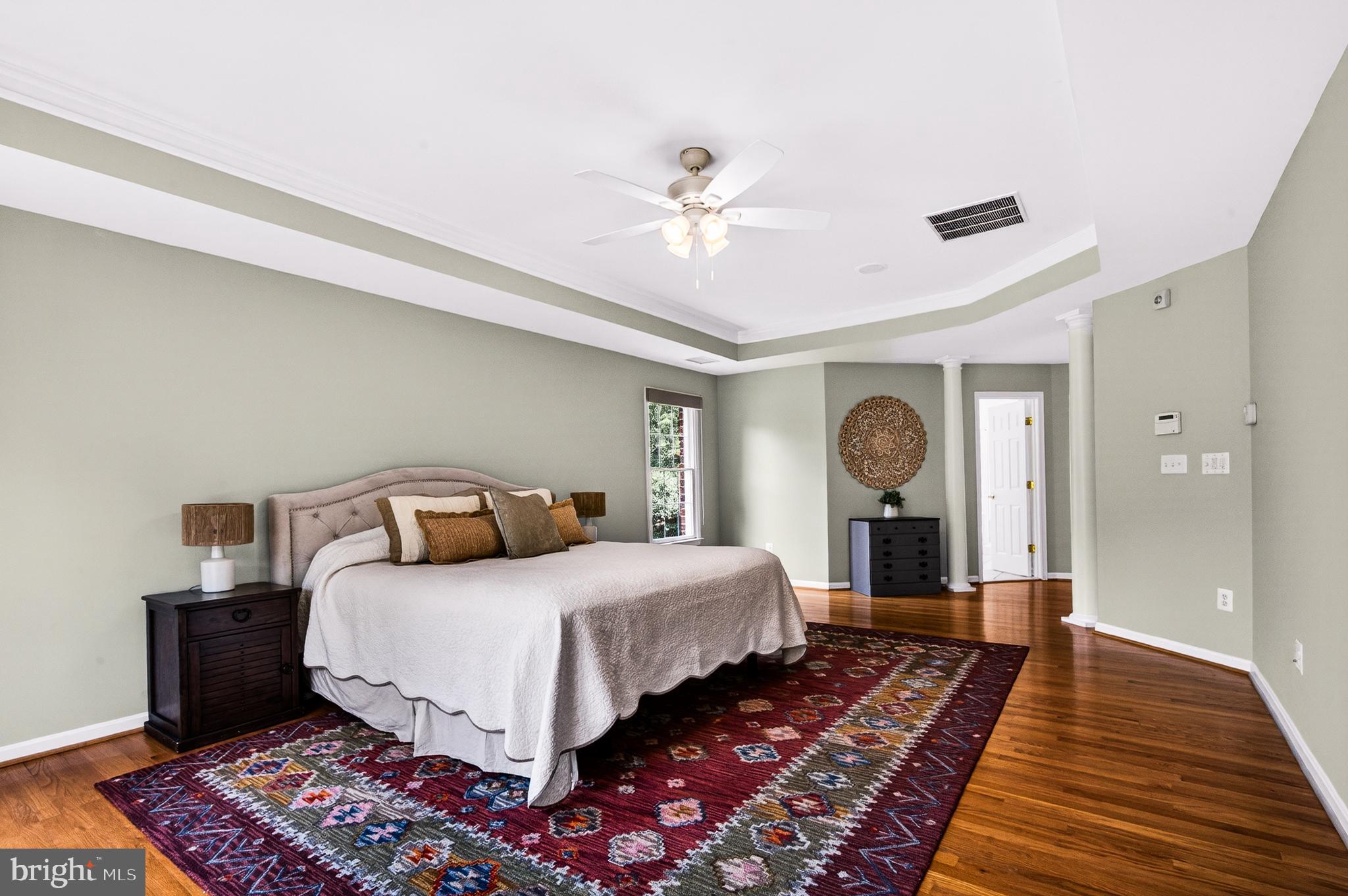 HUNTING HILLS - Residential