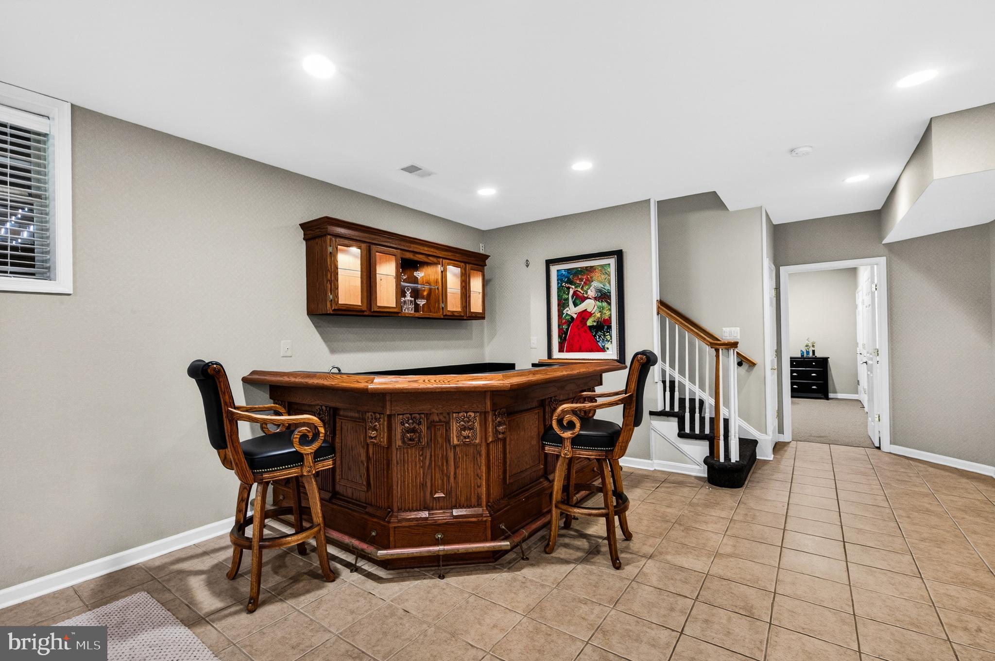 HUNTING HILLS - Residential