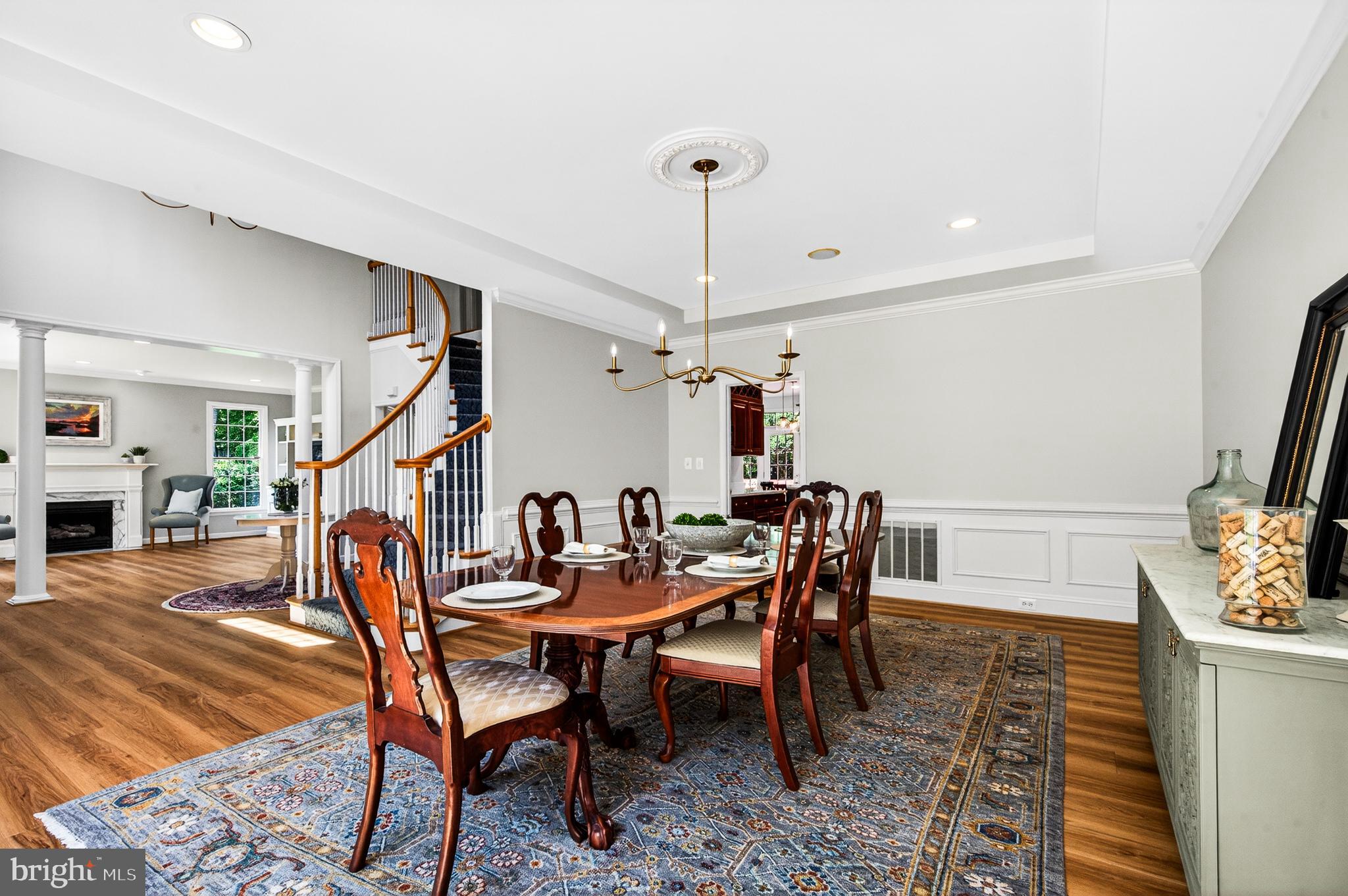 HUNTING HILLS - Residential