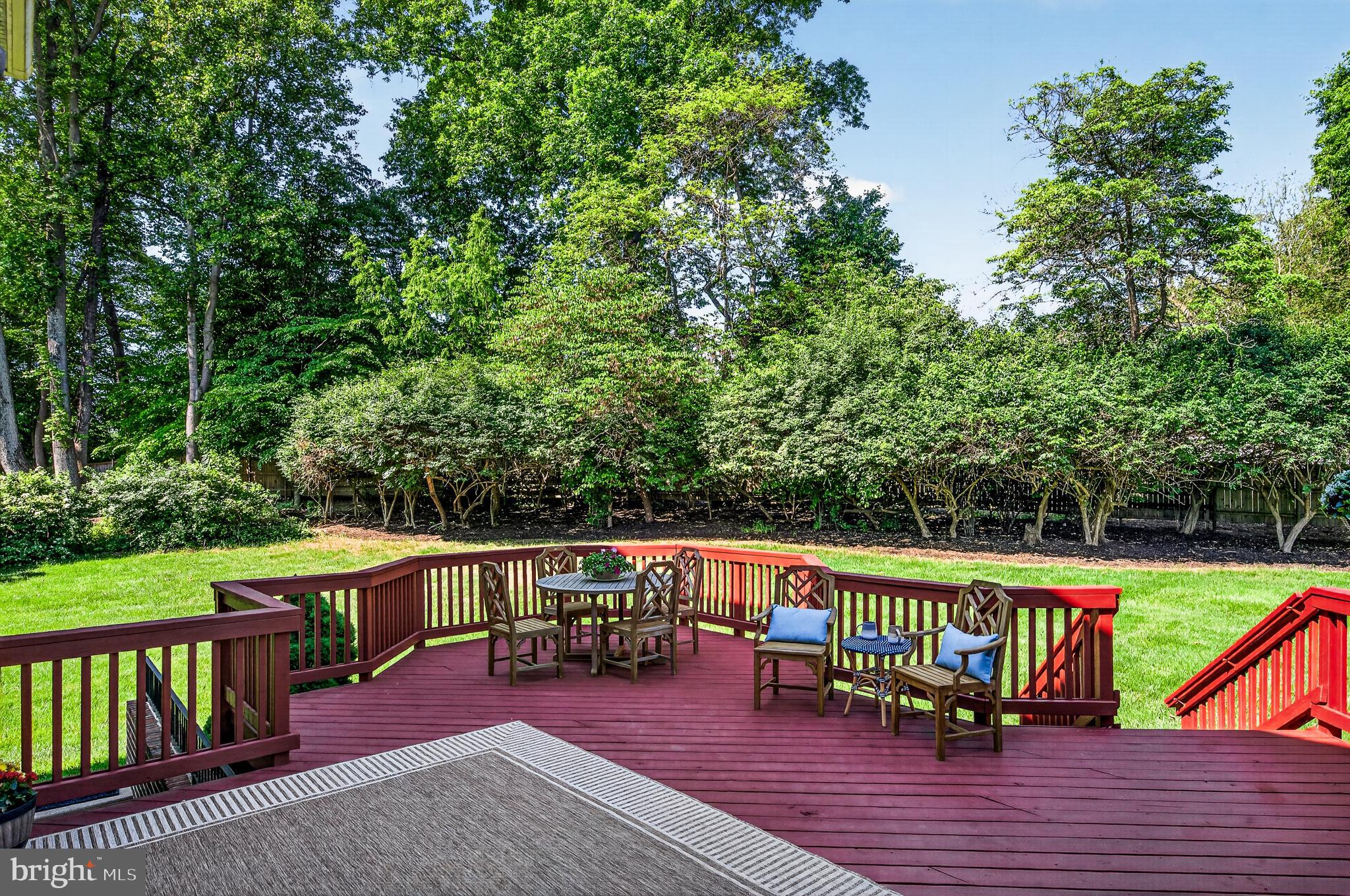 HUNTING HILLS - Residential