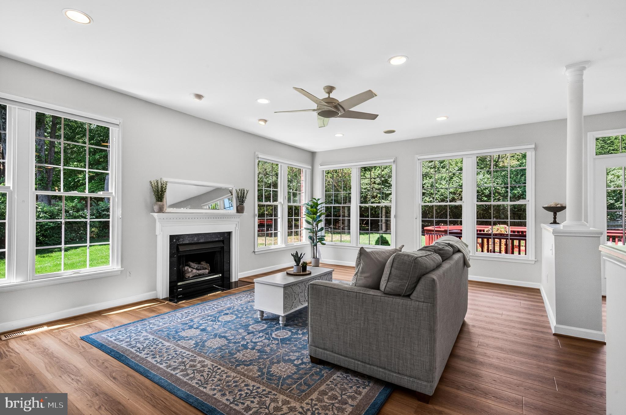 HUNTING HILLS - Residential