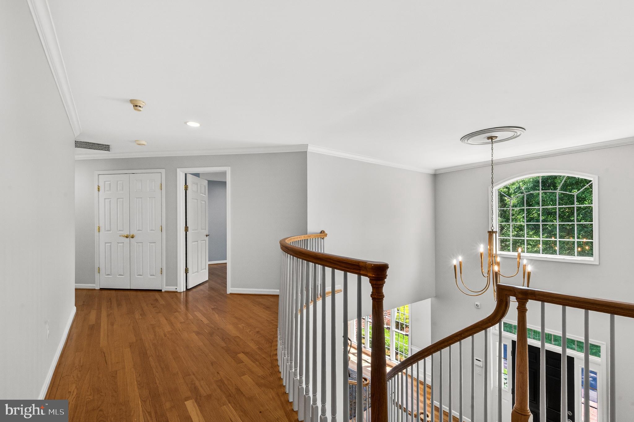 HUNTING HILLS - Residential