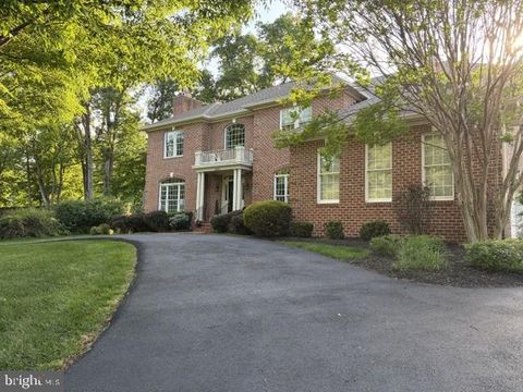 Photo of 2954 Bonds Ridge Court, OAKTON, VA 22124 (MLS # VAFX2303598)