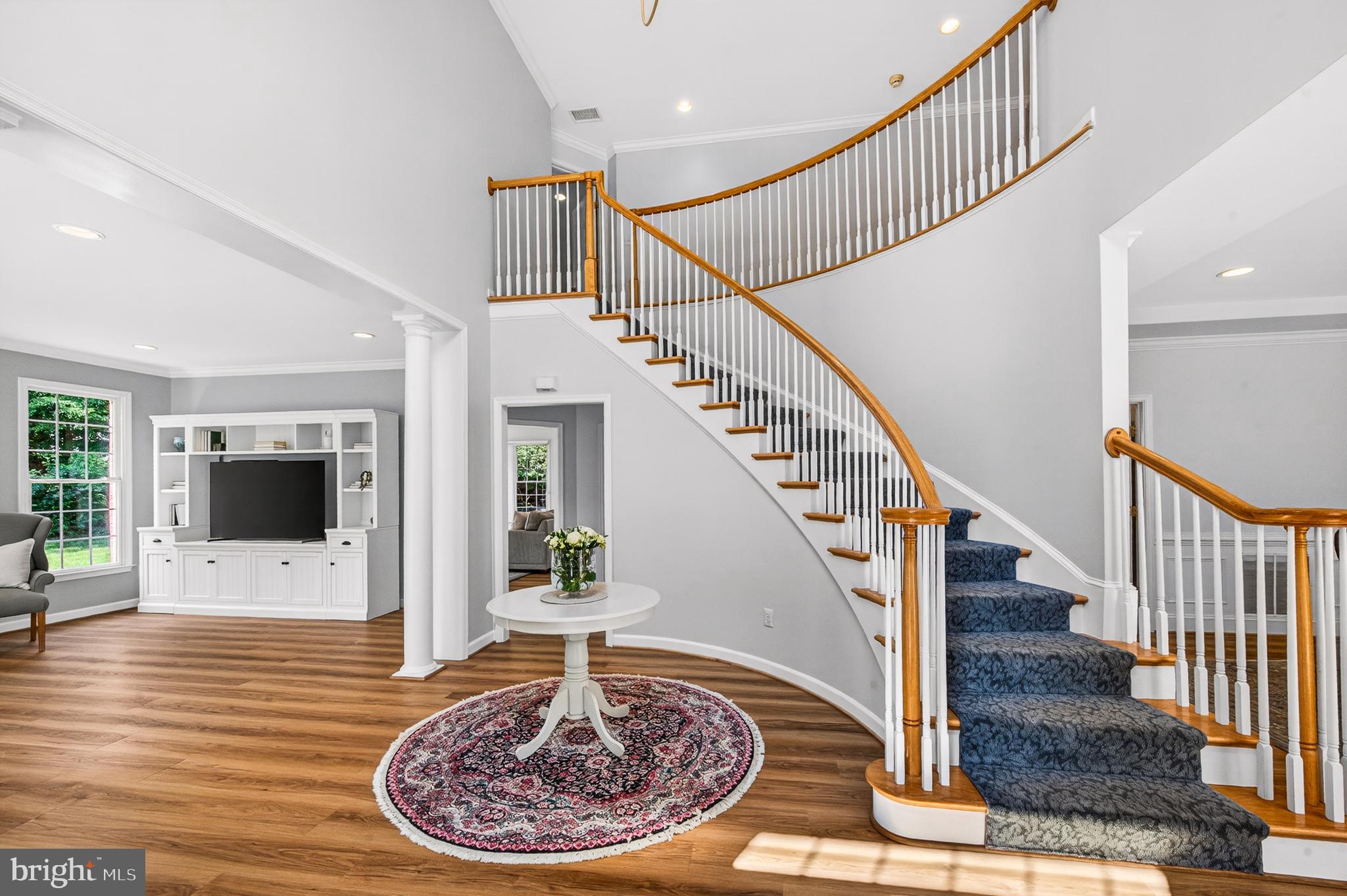 HUNTING HILLS - Residential