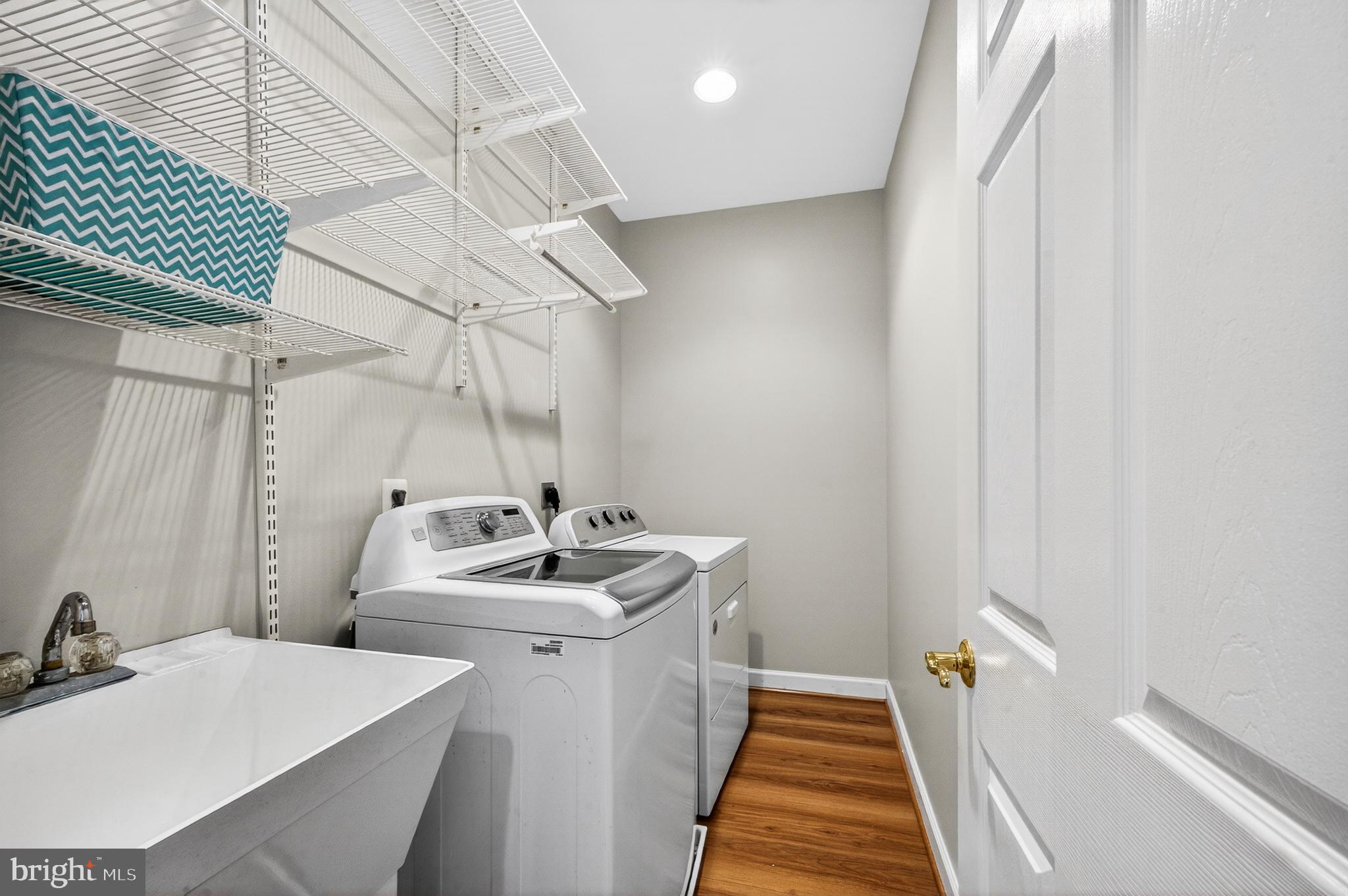 HUNTING HILLS - Residential