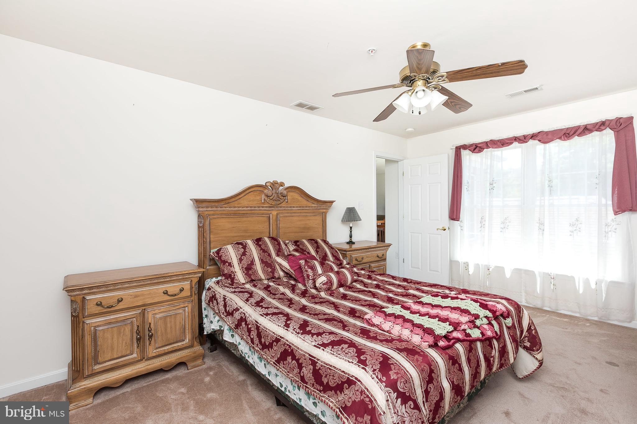 DIXIE MEADOWS - Residential