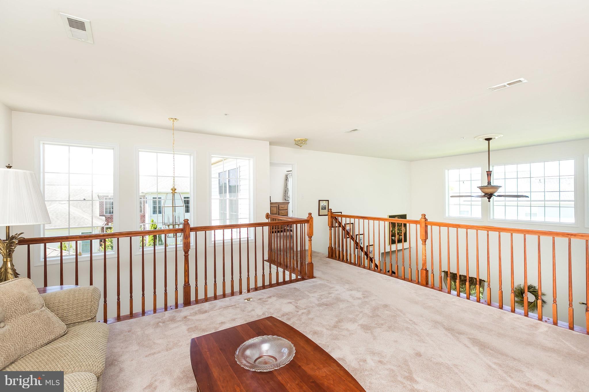 DIXIE MEADOWS - Residential