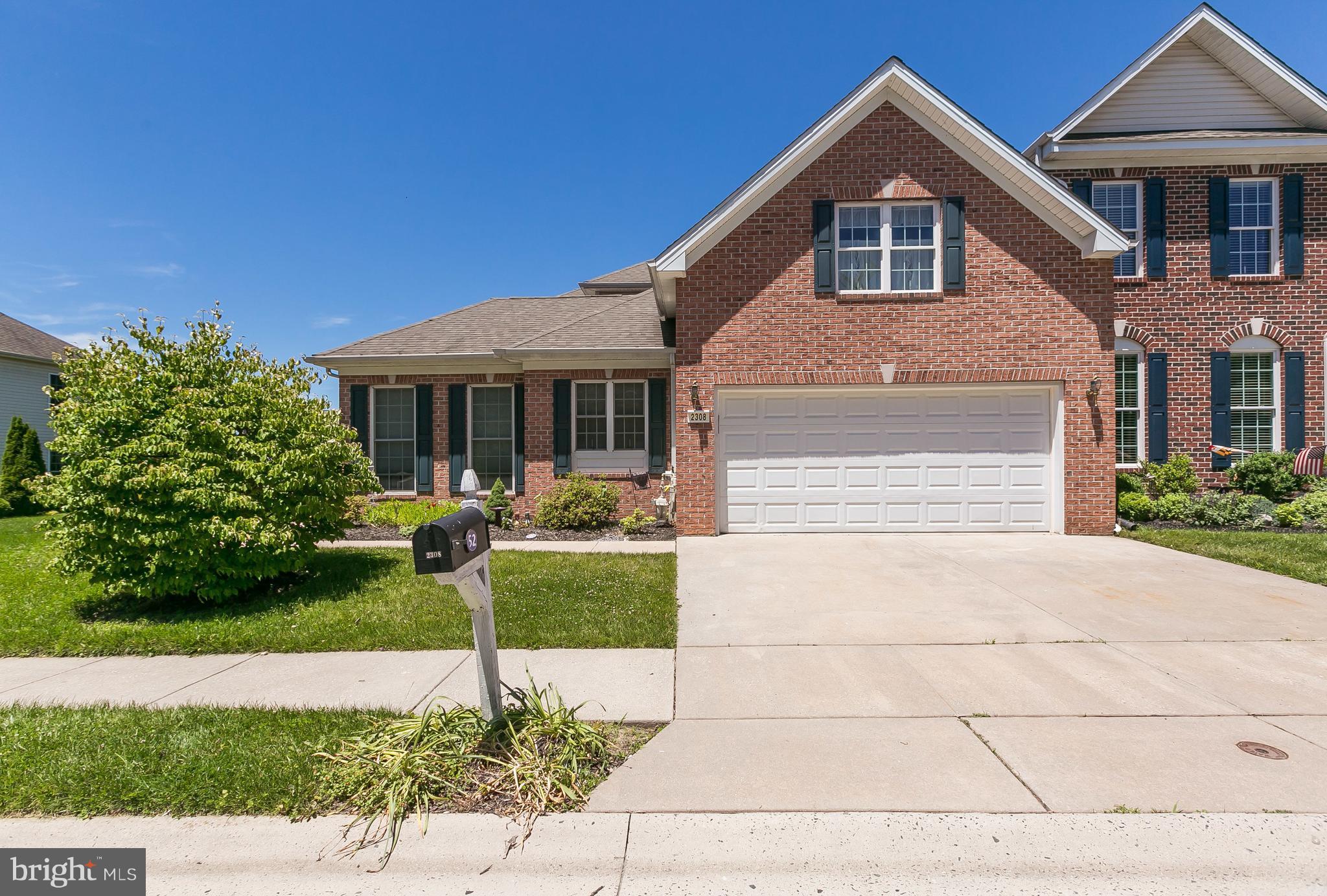 DIXIE MEADOWS - Residential