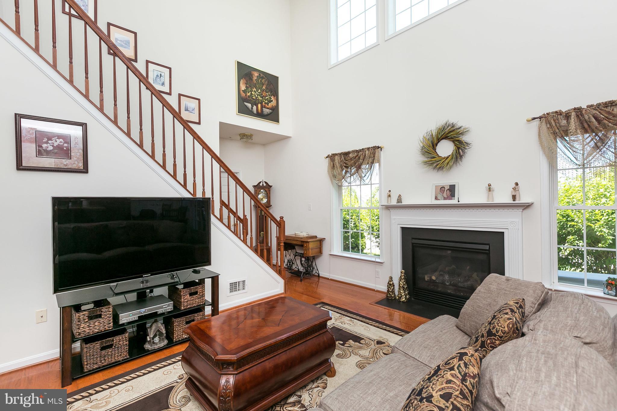 DIXIE MEADOWS - Residential