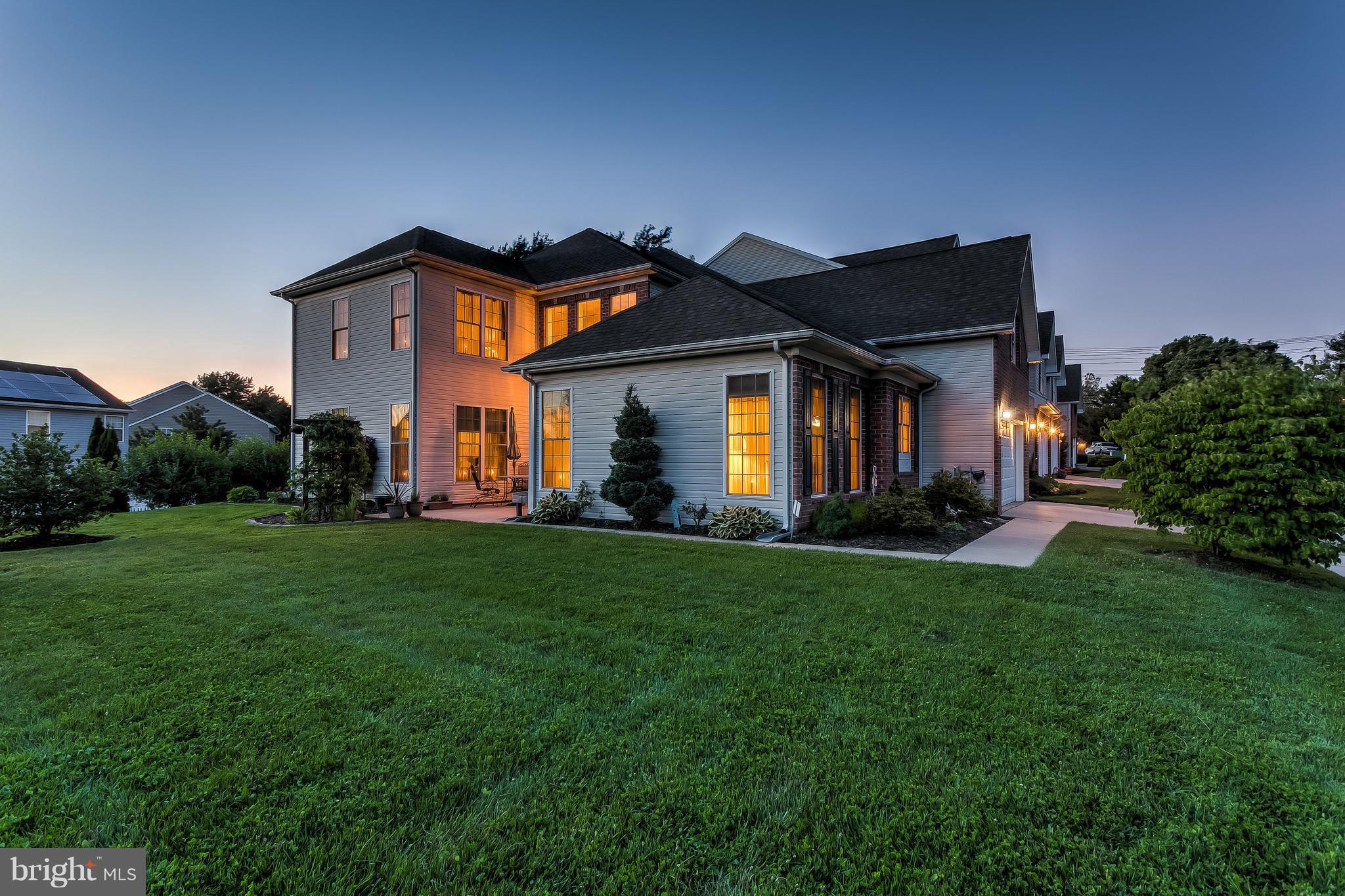 DIXIE MEADOWS - Residential