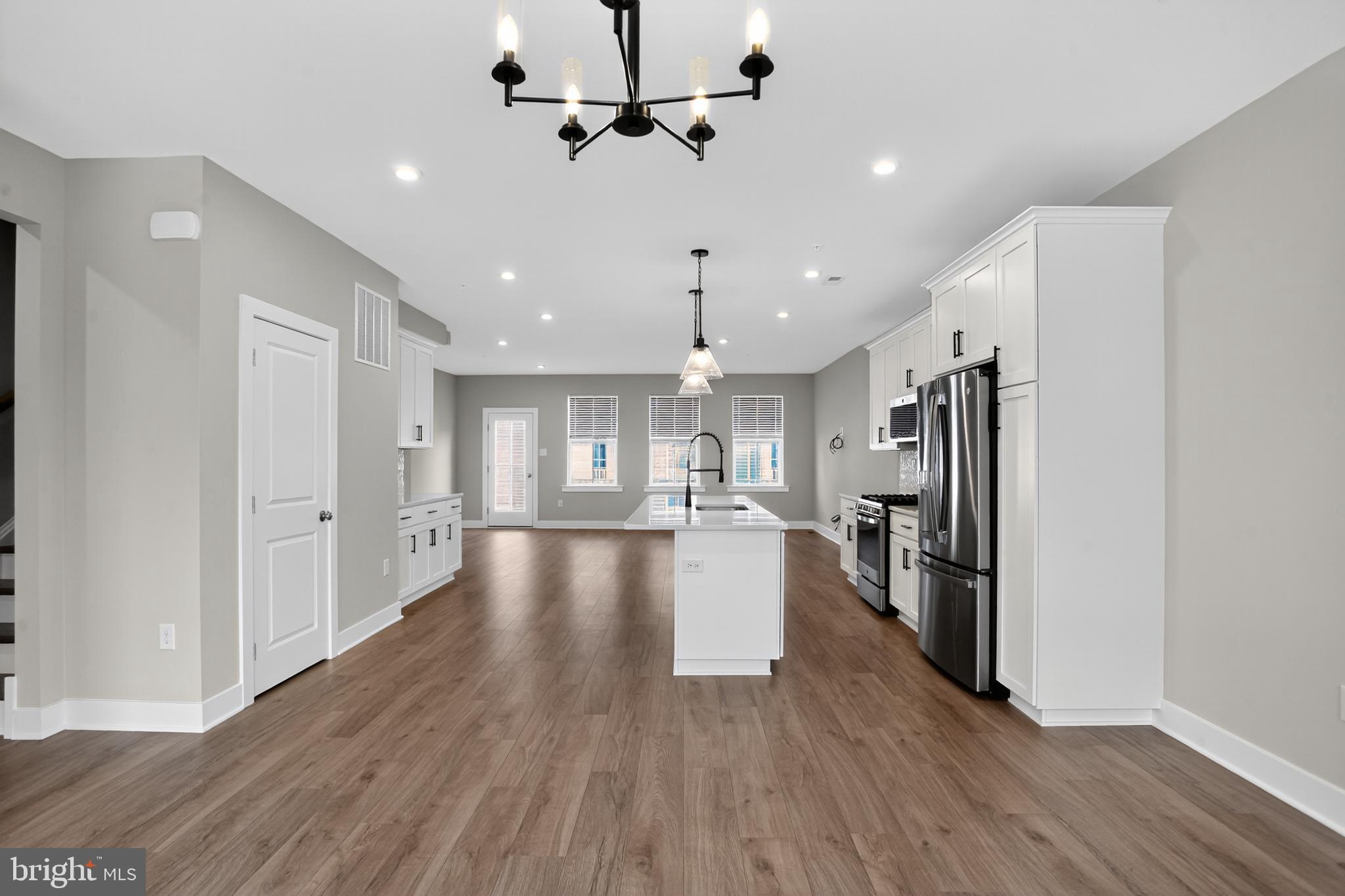 STERLING WALK - Residential Lease