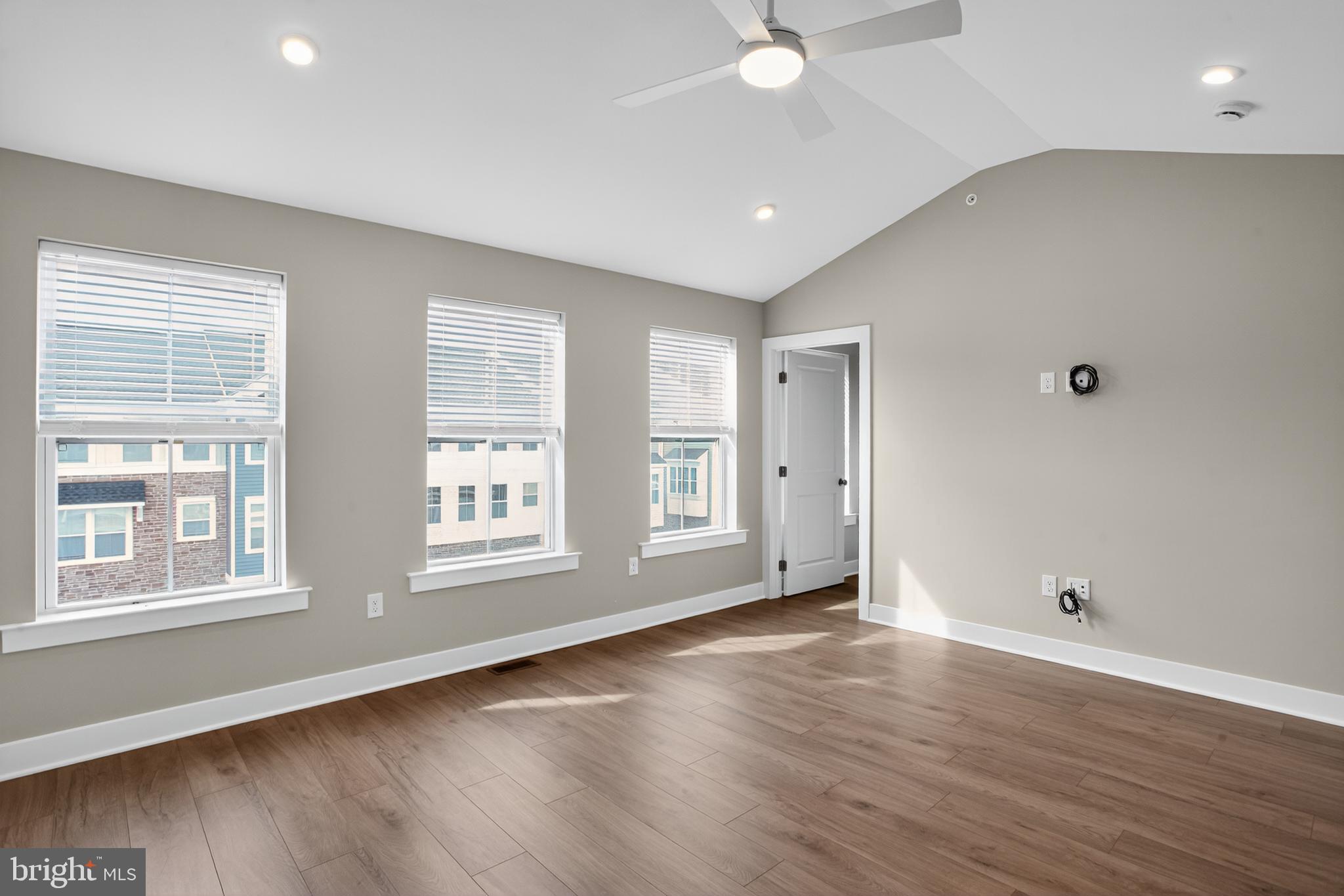 STERLING WALK - Residential Lease