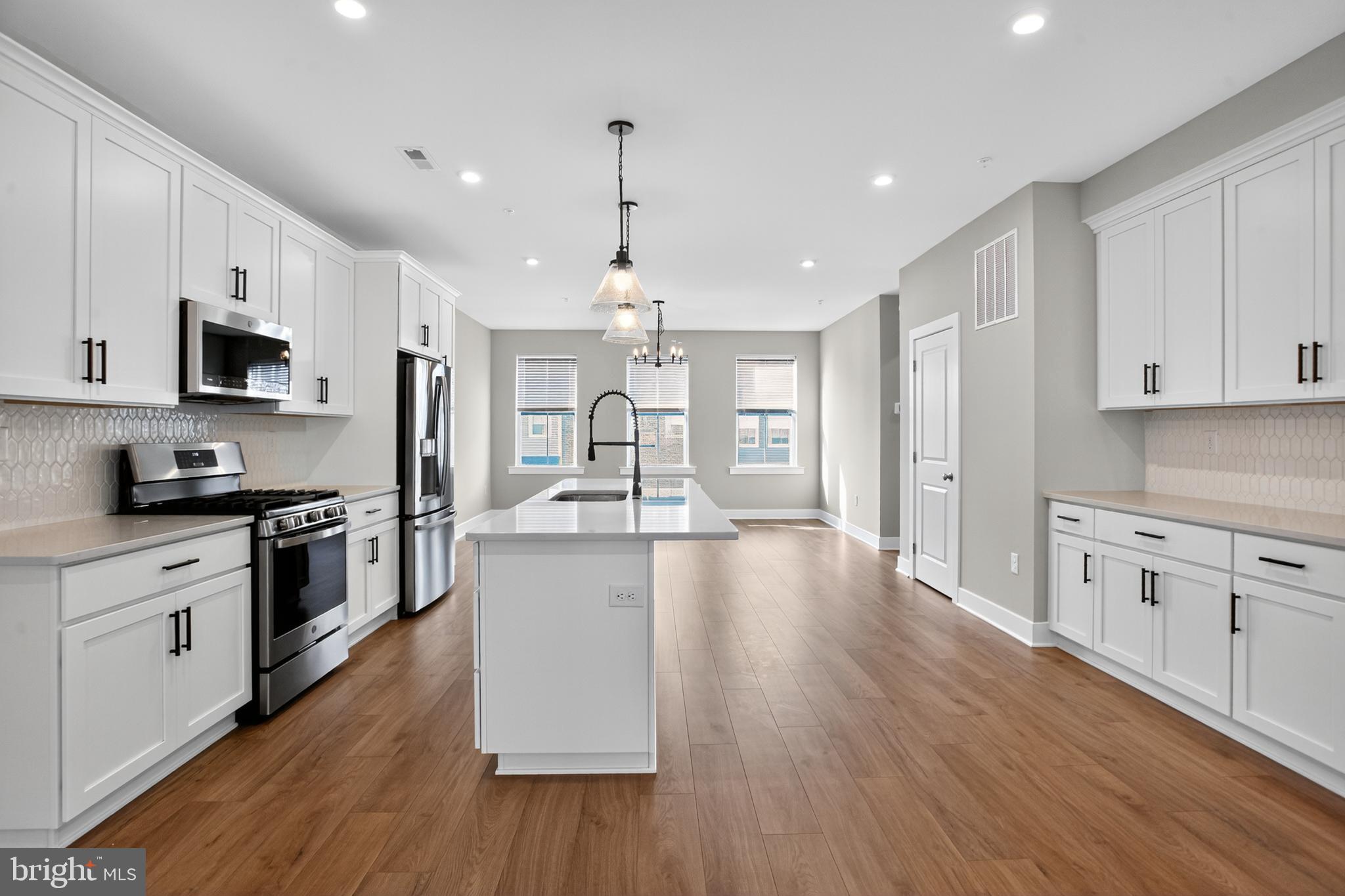 STERLING WALK - Residential Lease