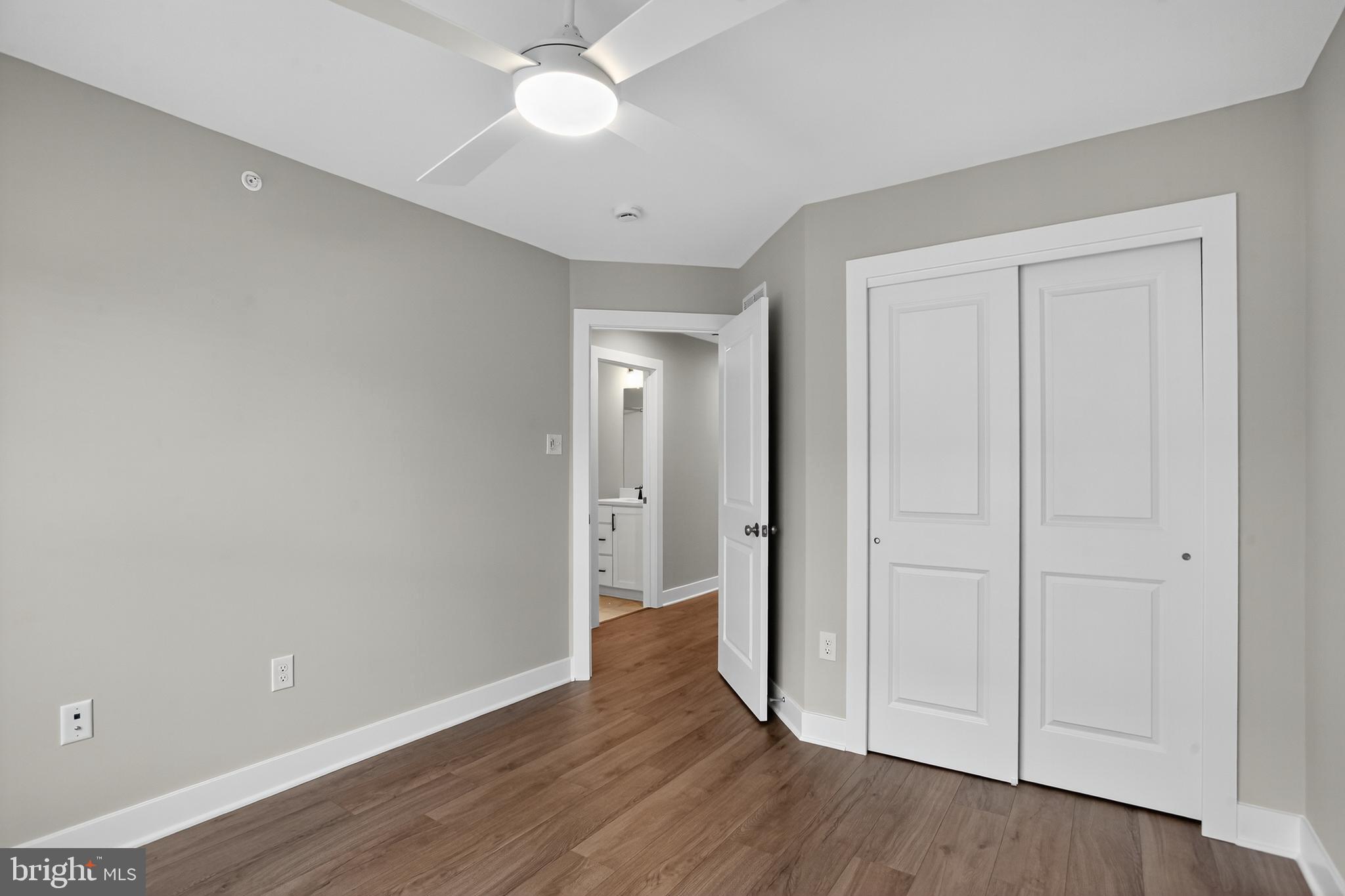 STERLING WALK - Residential Lease