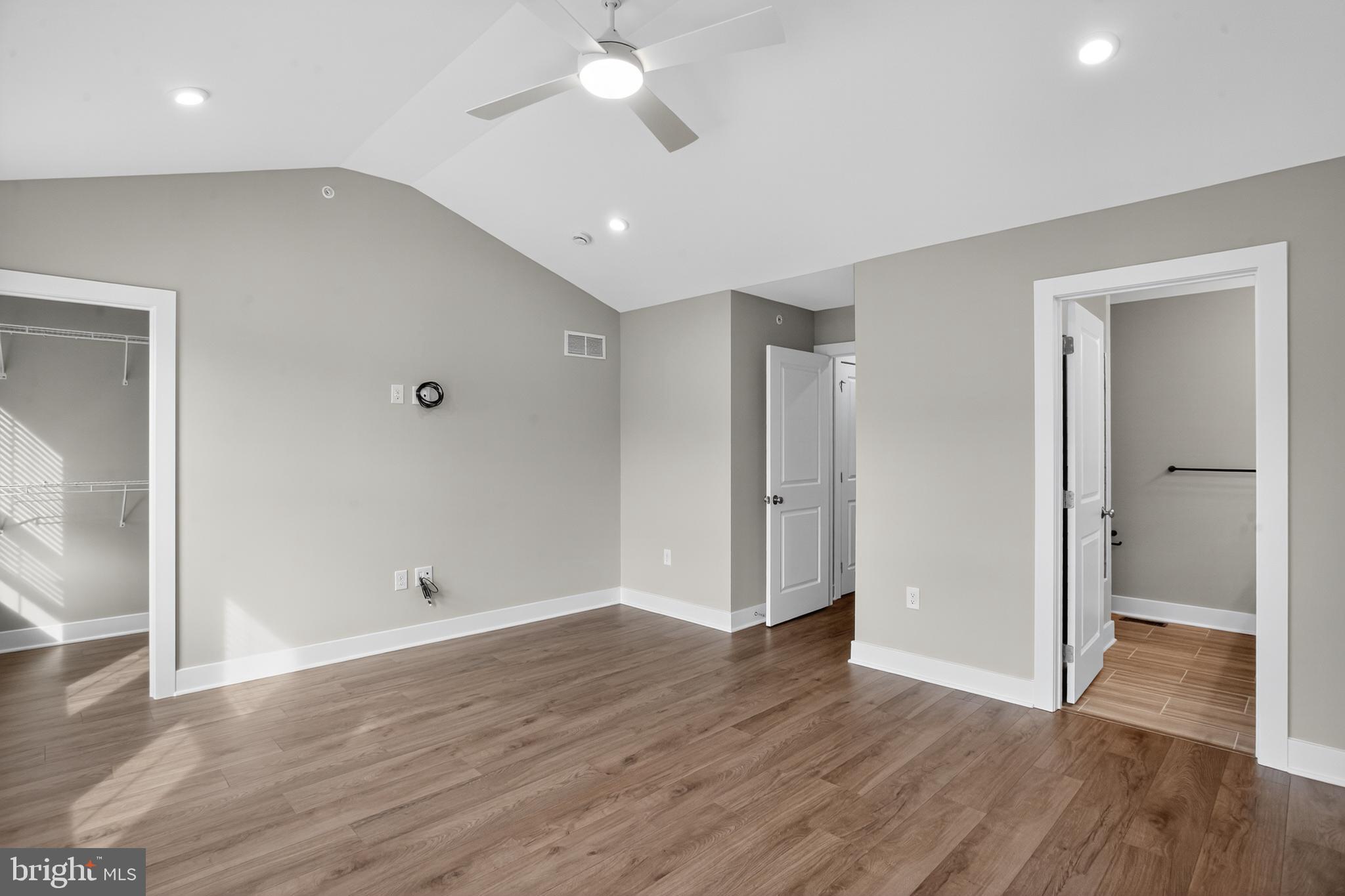 STERLING WALK - Residential Lease