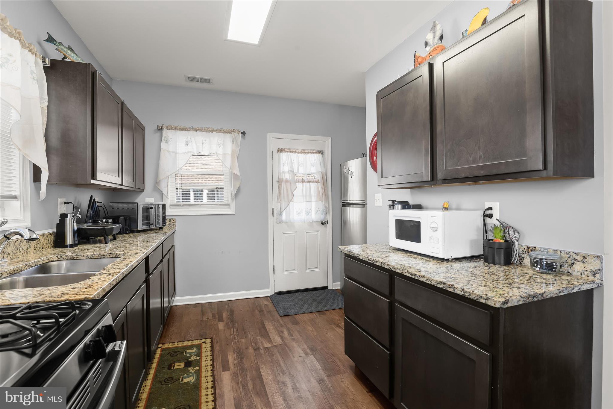 NORTH POINT TERRACE - Residential