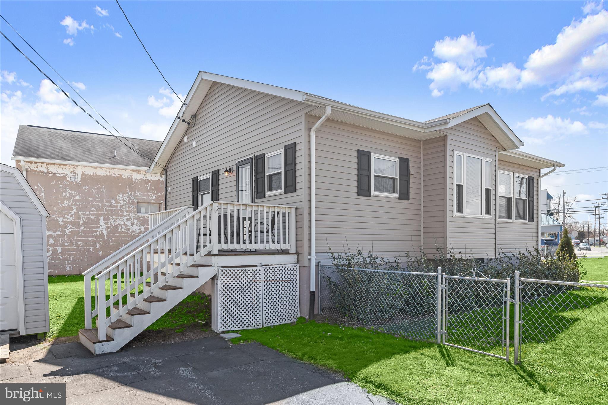 NORTH POINT TERRACE - Residential