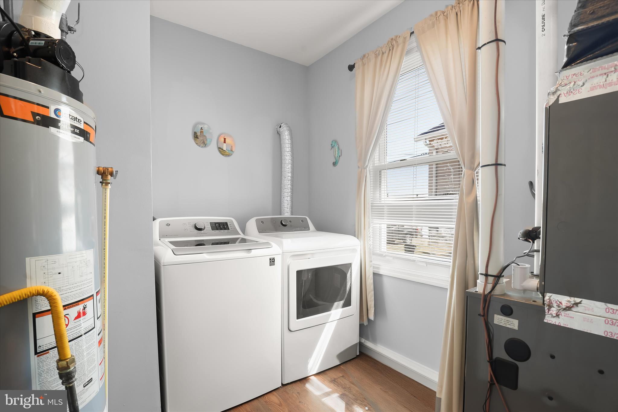 NORTH POINT TERRACE - Residential