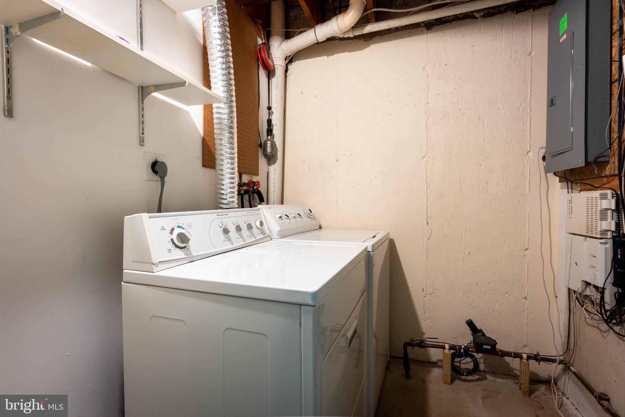 WEDGEWOOD ESTATES - Residential