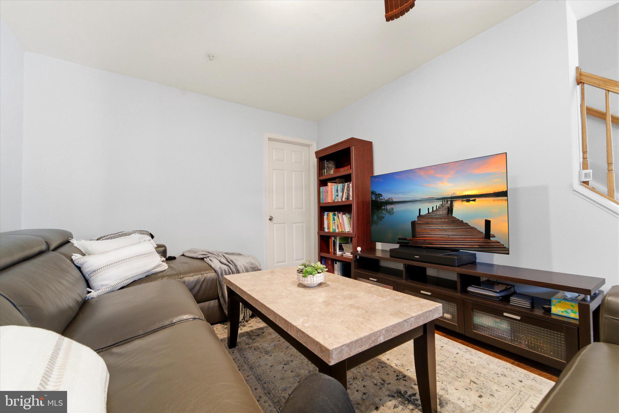 CARRIAGE PARK - Residential