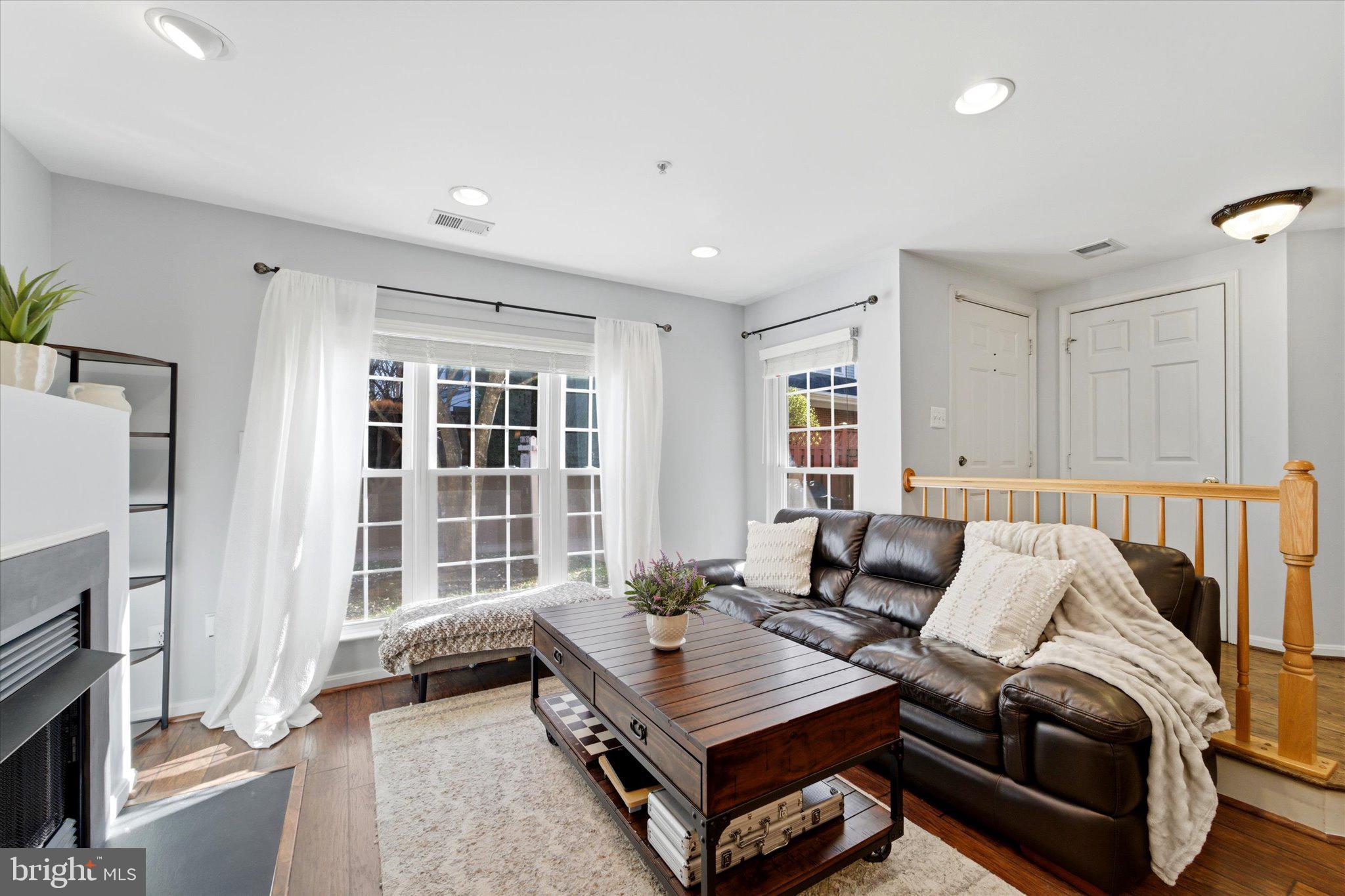 CARRIAGE PARK - Residential