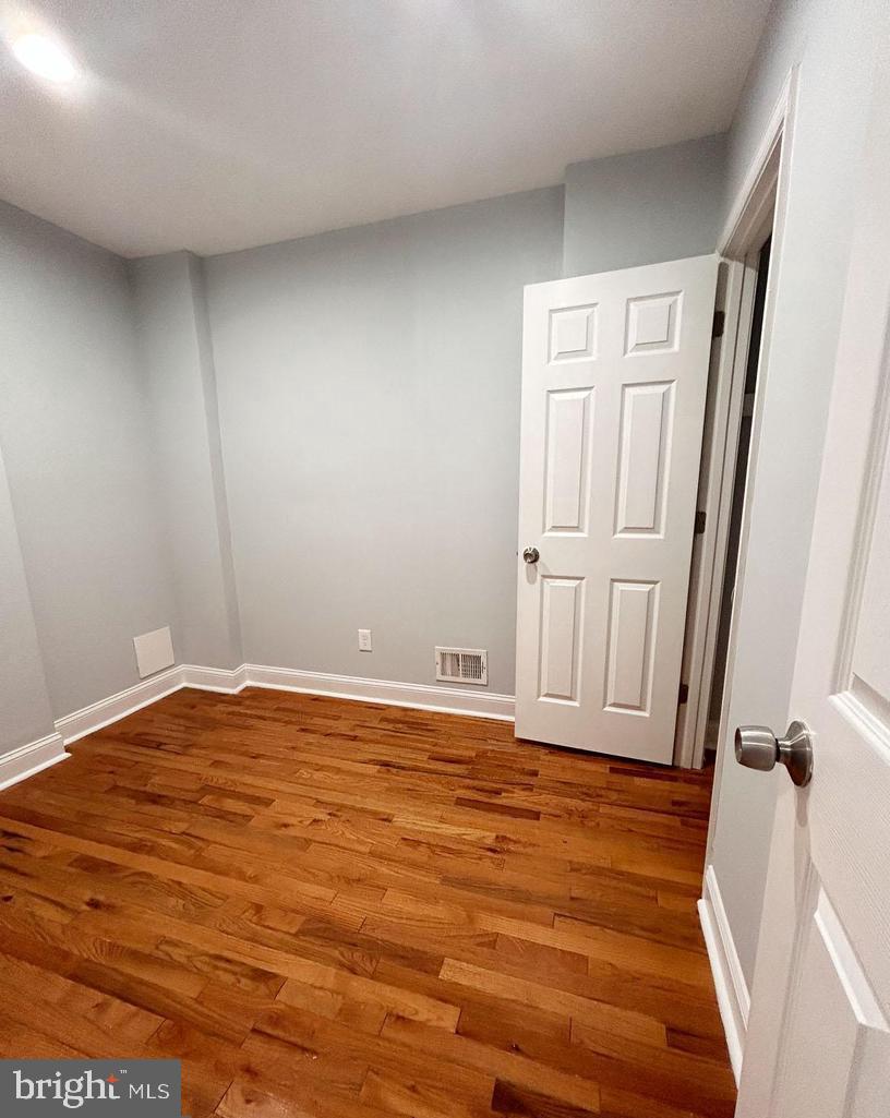 BELAIR-EDISON - Residential Lease