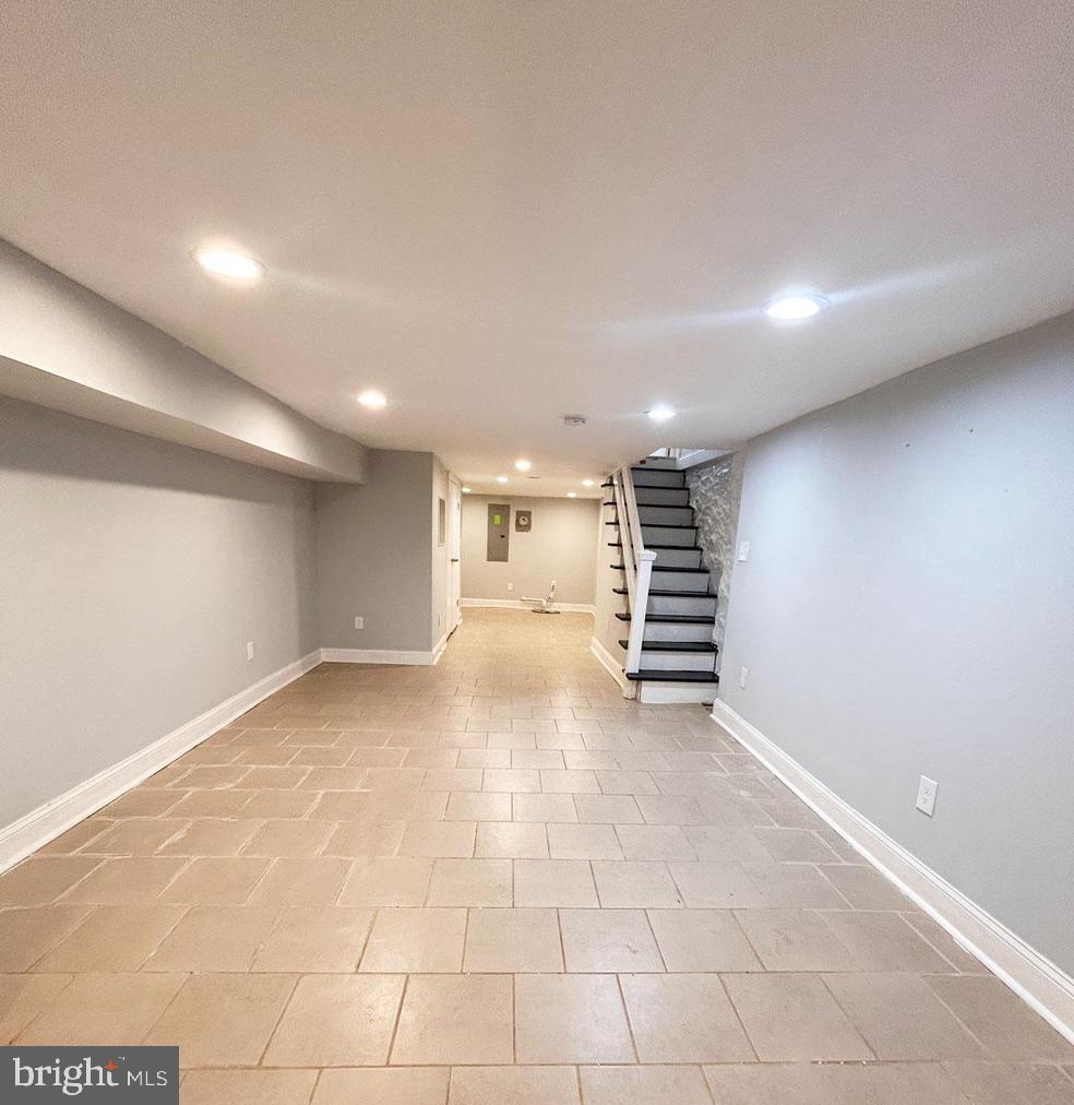 BELAIR-EDISON - Residential Lease