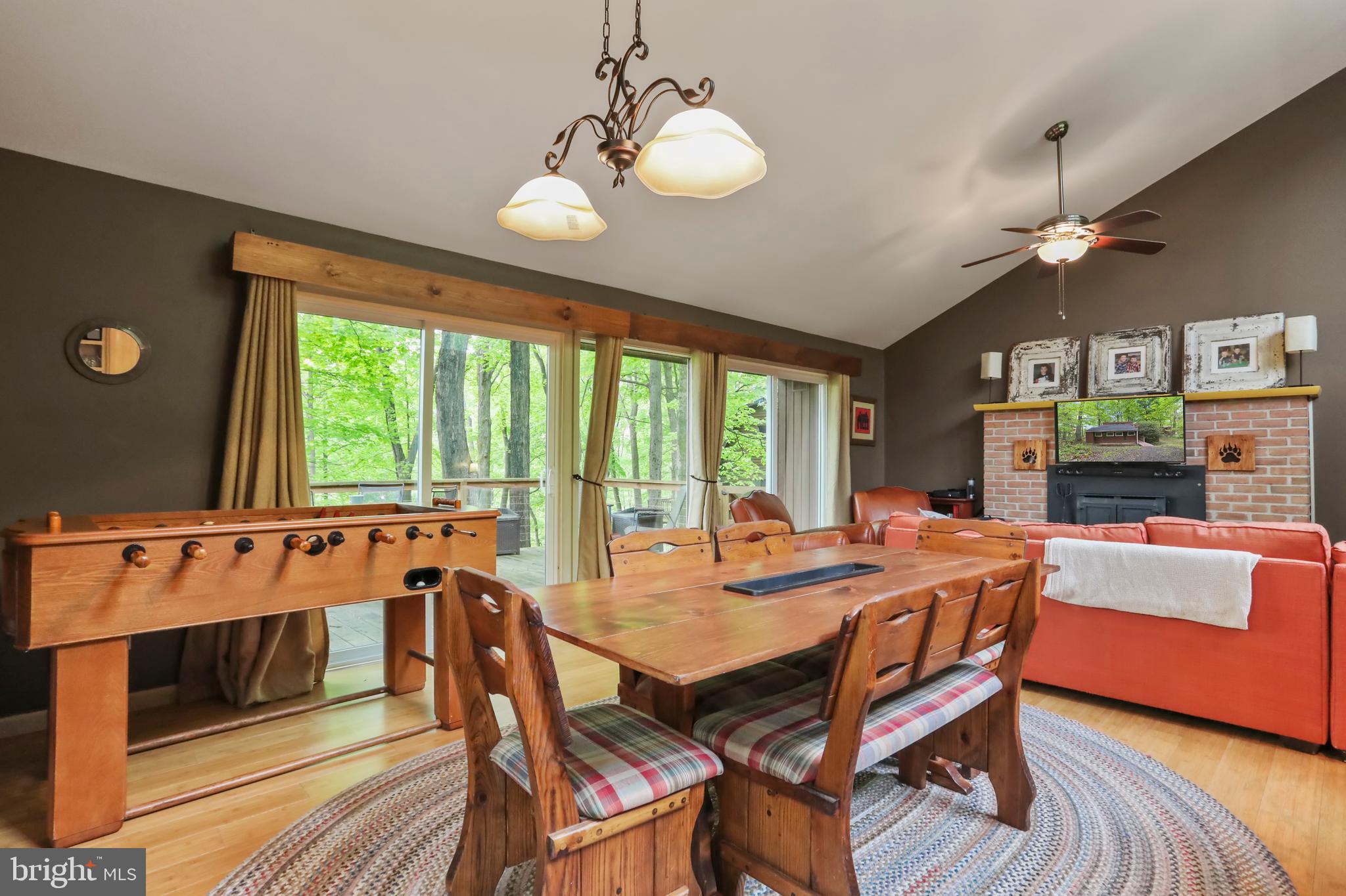 COOLFONT MOUNTAINSIDE - Residential