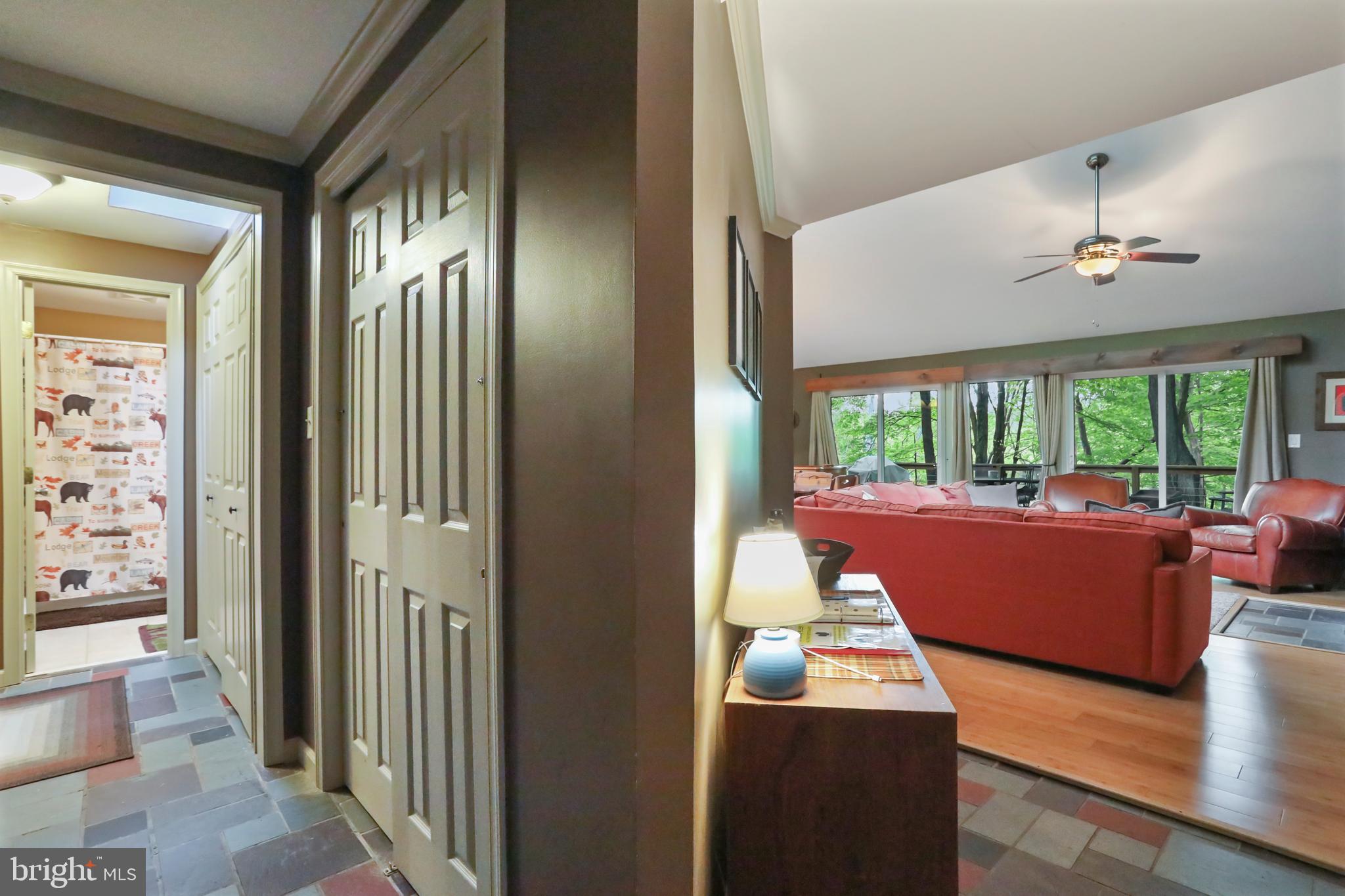 COOLFONT MOUNTAINSIDE - Residential