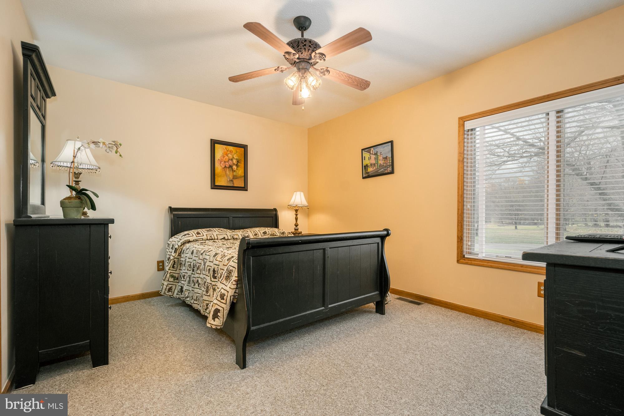 OVERLOOK MNT VILLAS - Residential