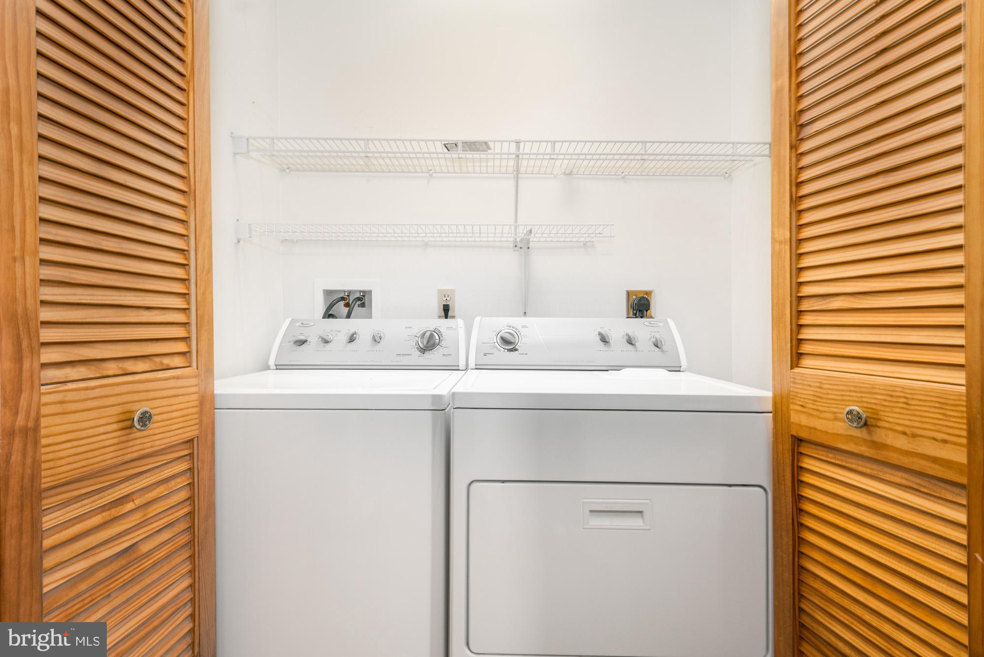 OVERLOOK MNT VILLAS - Residential