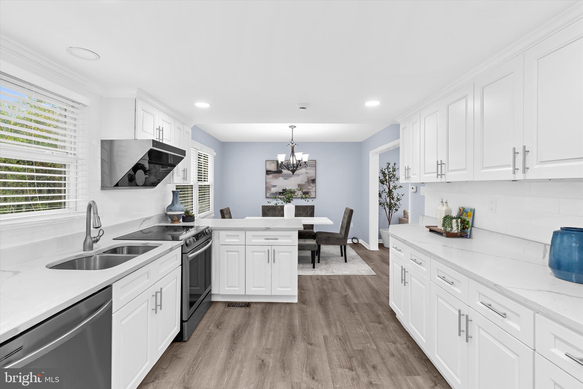 COLLEGE GARDENS - Residential