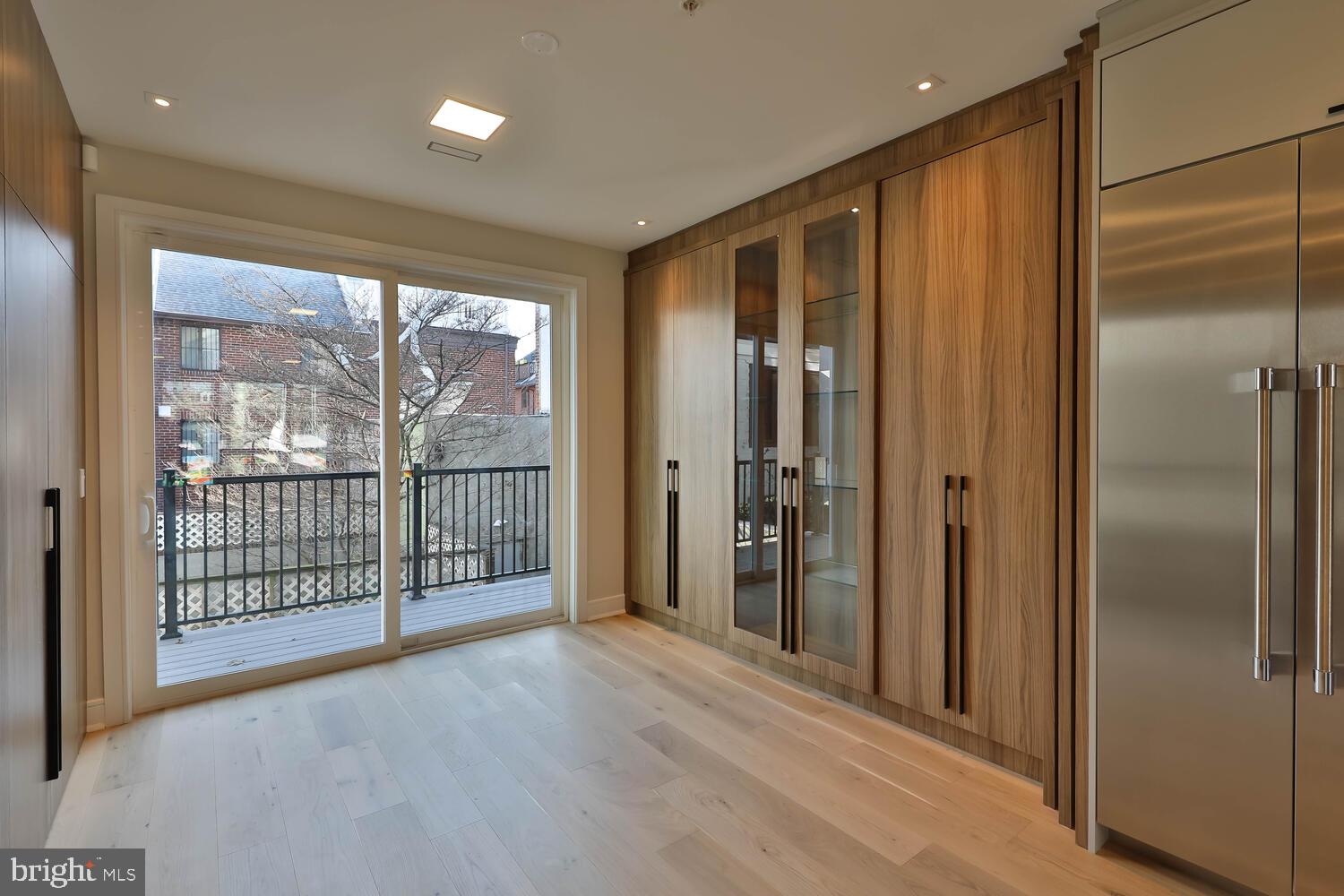 SOCIETY HILL - Residential