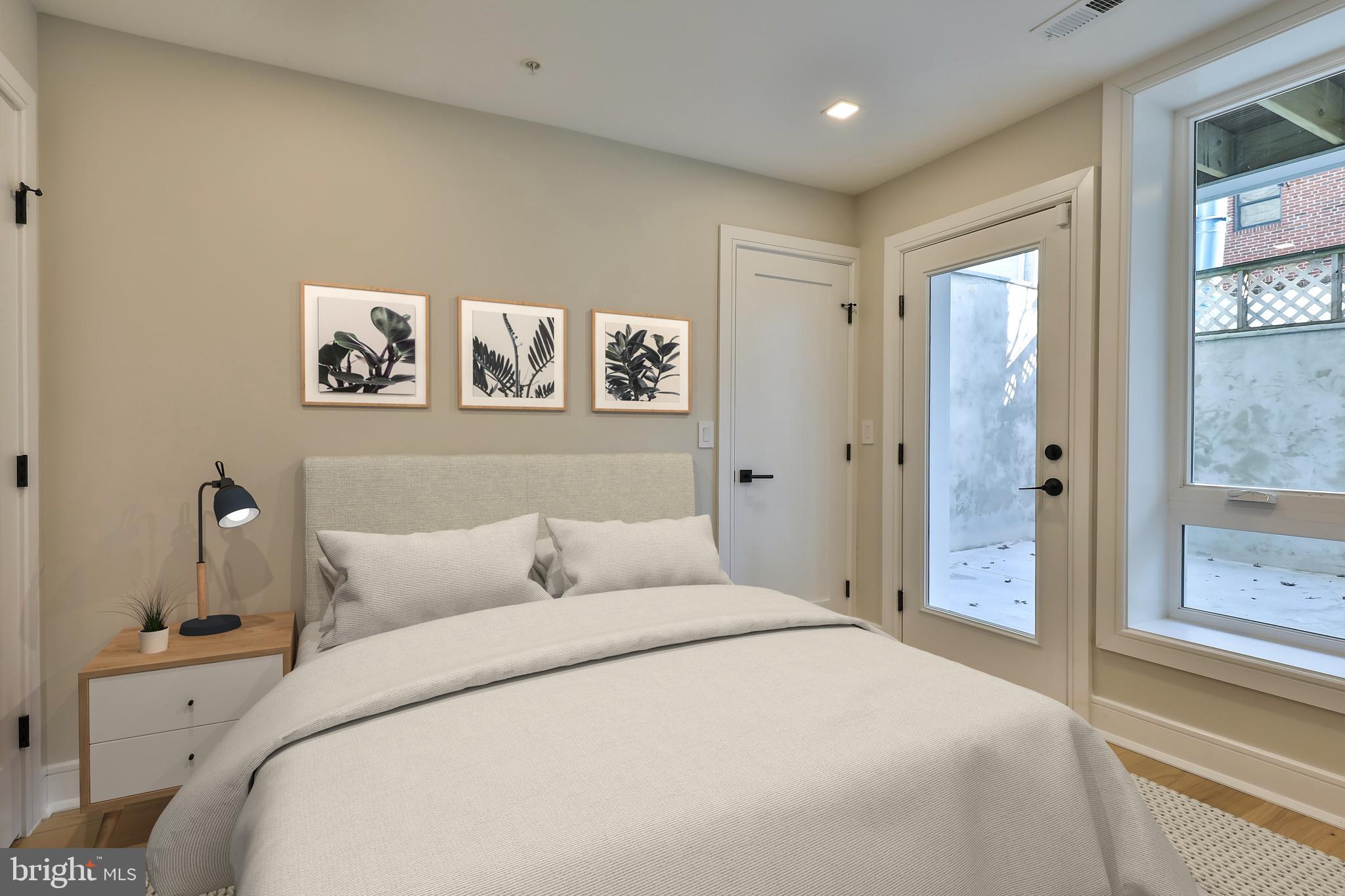 SOCIETY HILL - Residential