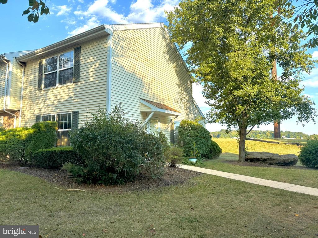Photo of 71 Lexton Dr #71, YORK, PA 17404 (MLS # PAYK2090986)